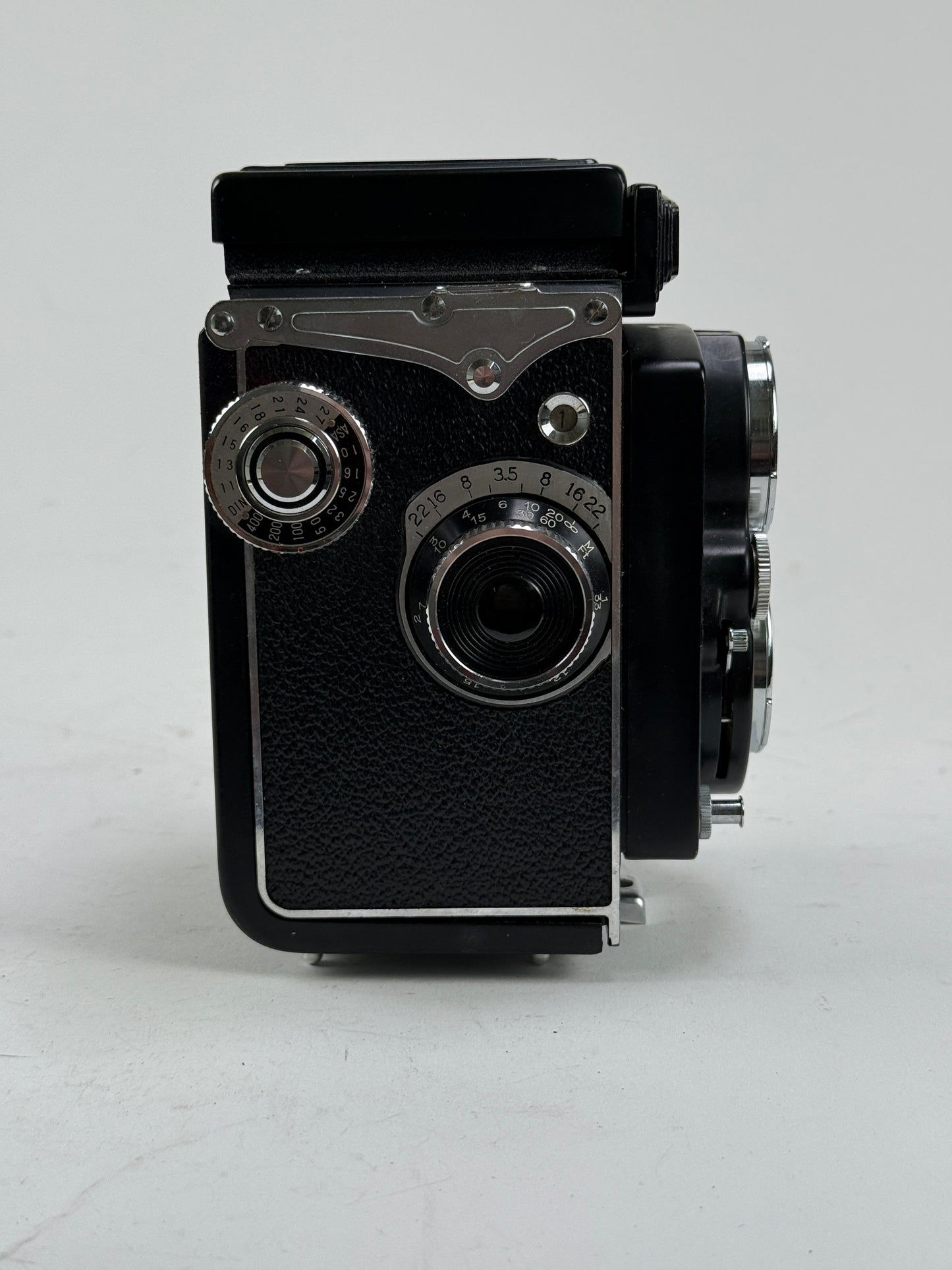 YASHICA D Yashikor 80mm f3.5 TLR Film camera medium format