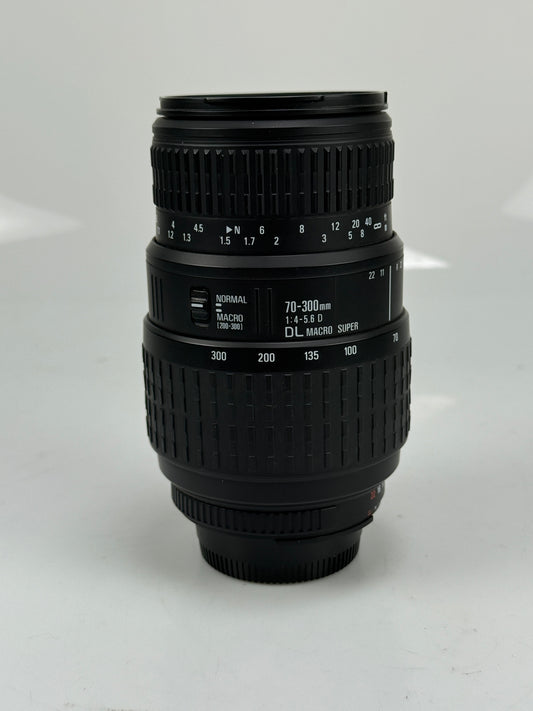 Sigma AF 70-300mm f4-5.6 DL Macro Super Nikon AF Lens