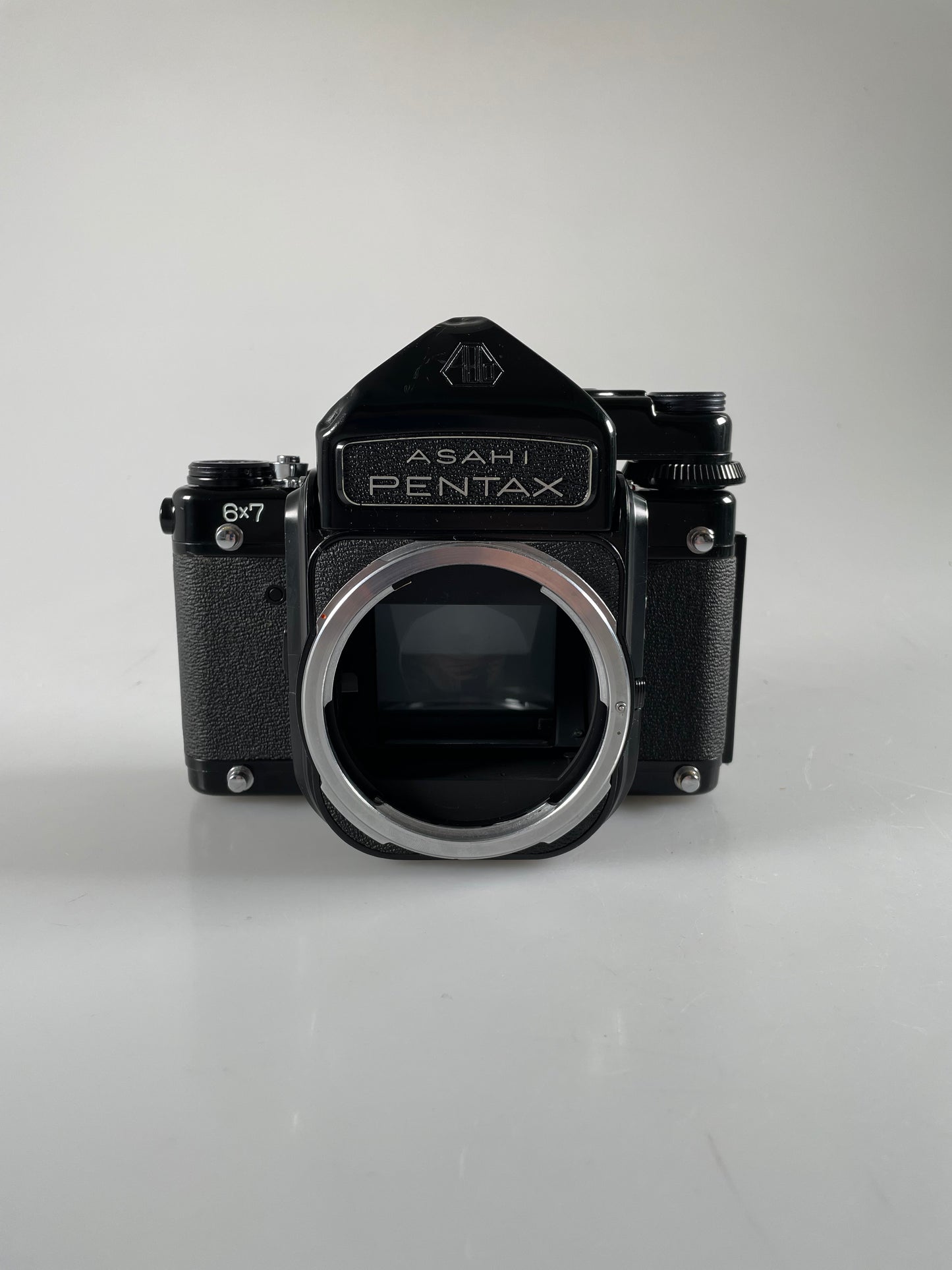 Pentax 67 6x7 Mirror Up MLU Body with metered prism