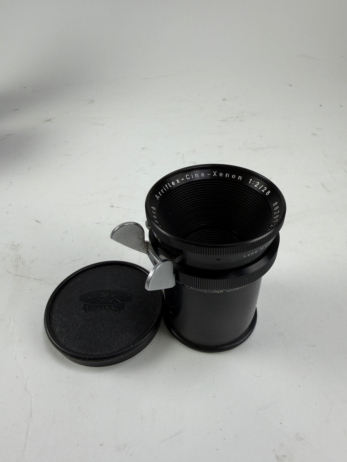 Schneider Kreuznach Arriflex Cine Xenon 28mm f2 arri standard cinema lens