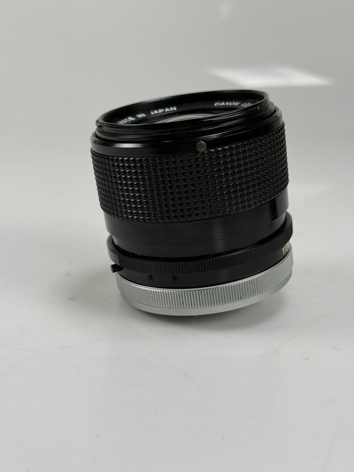 Canon FD 35mm f2 S.S.C. SSC Wide Angle MF Lens