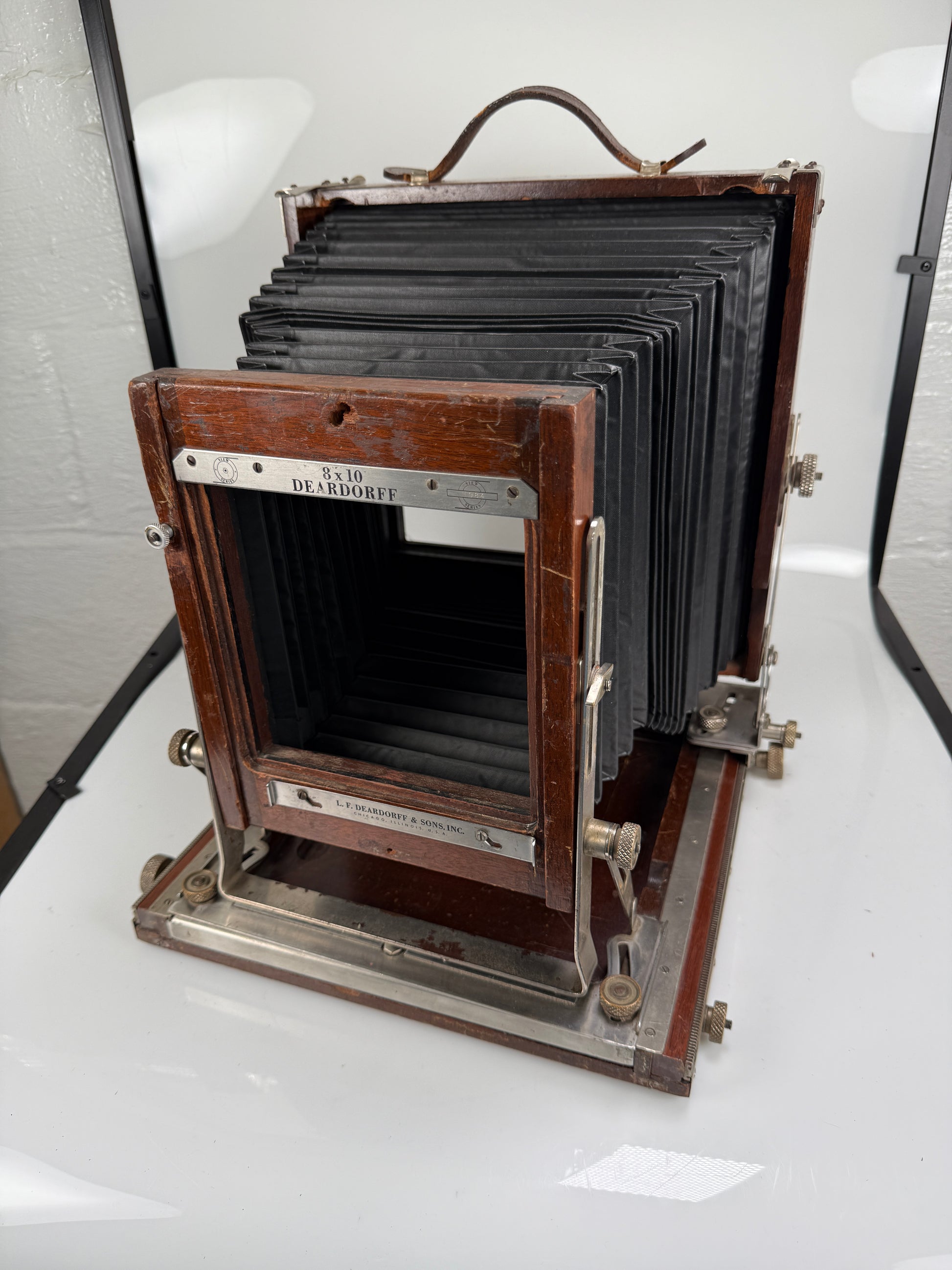 Deardorff V8 8x10 Field Camera Wooden Camera – Cardinal Camera Used
