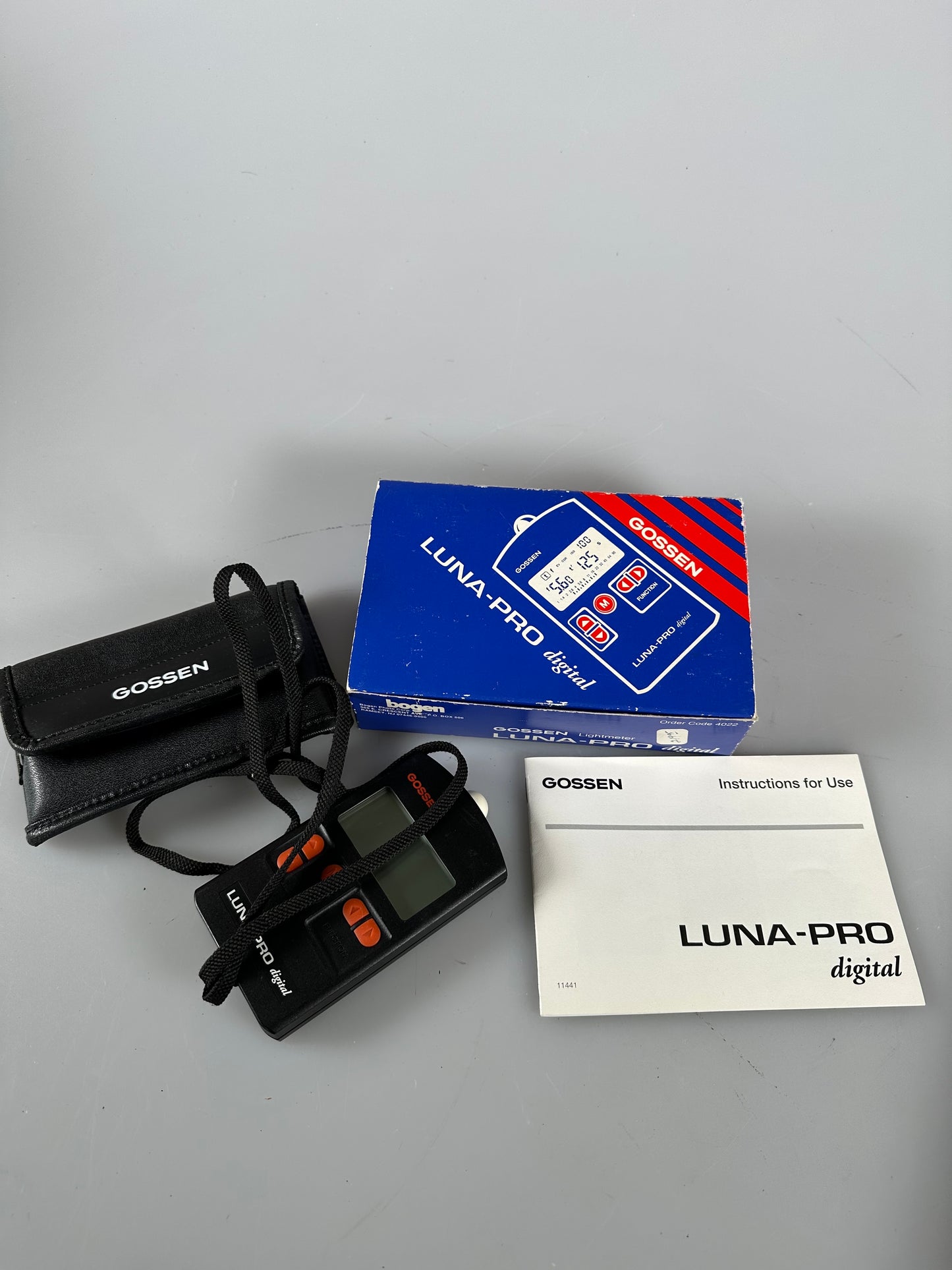 Gossen Luna-Pro Digital Ambient Light Meter With Case