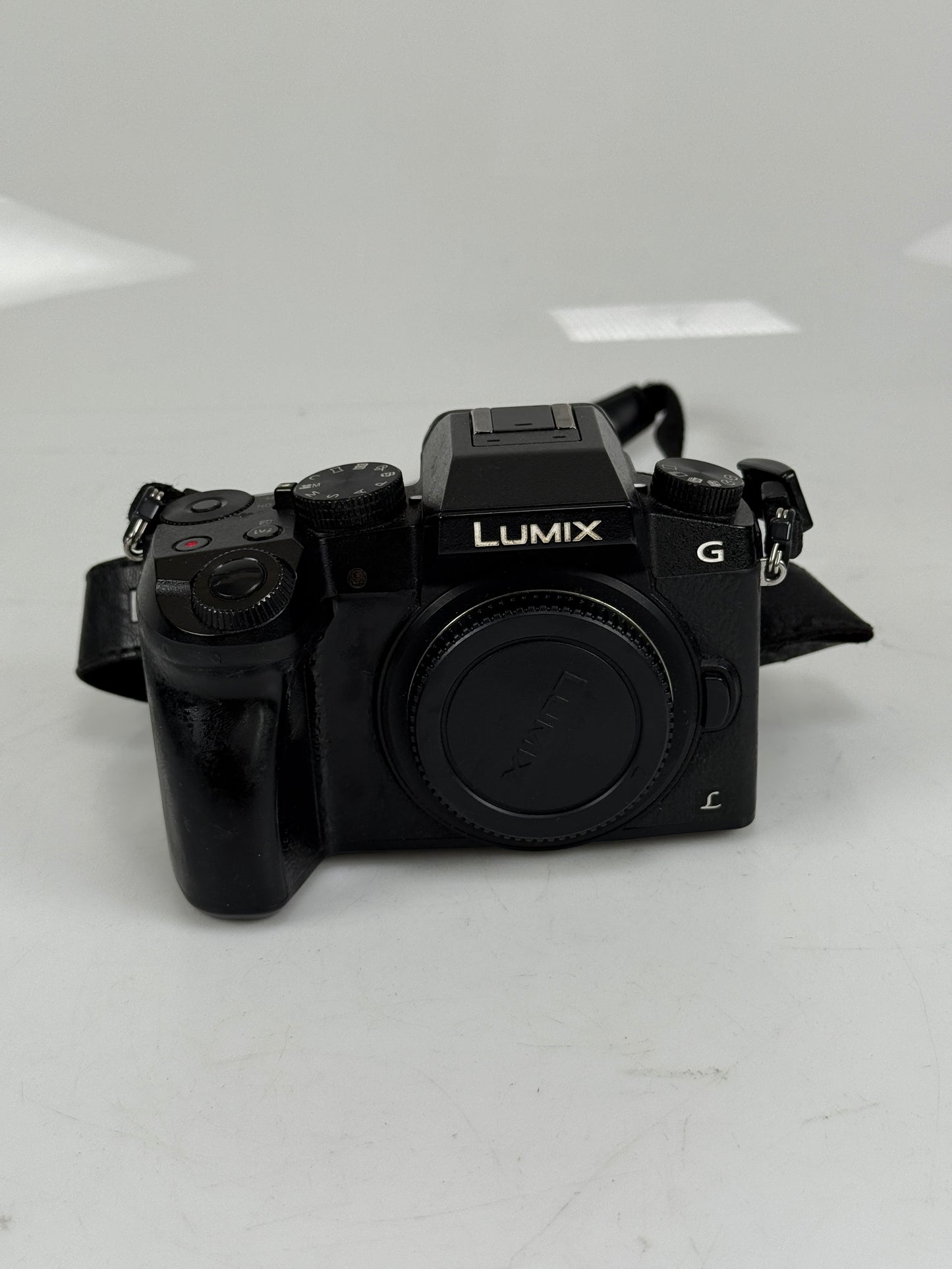 Panasonic Lumix DMC-G7 16MP Mirrorless MFT Digital Camera Body
