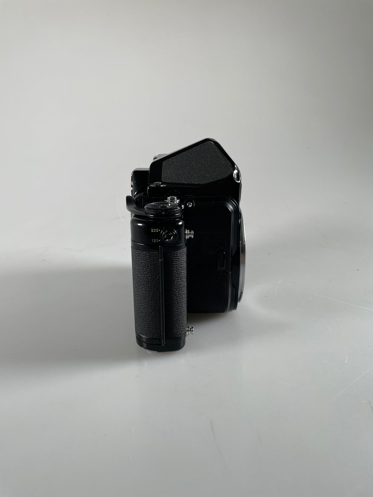 Pentax 67 6x7 Mirror Up MLU Body with metered prism