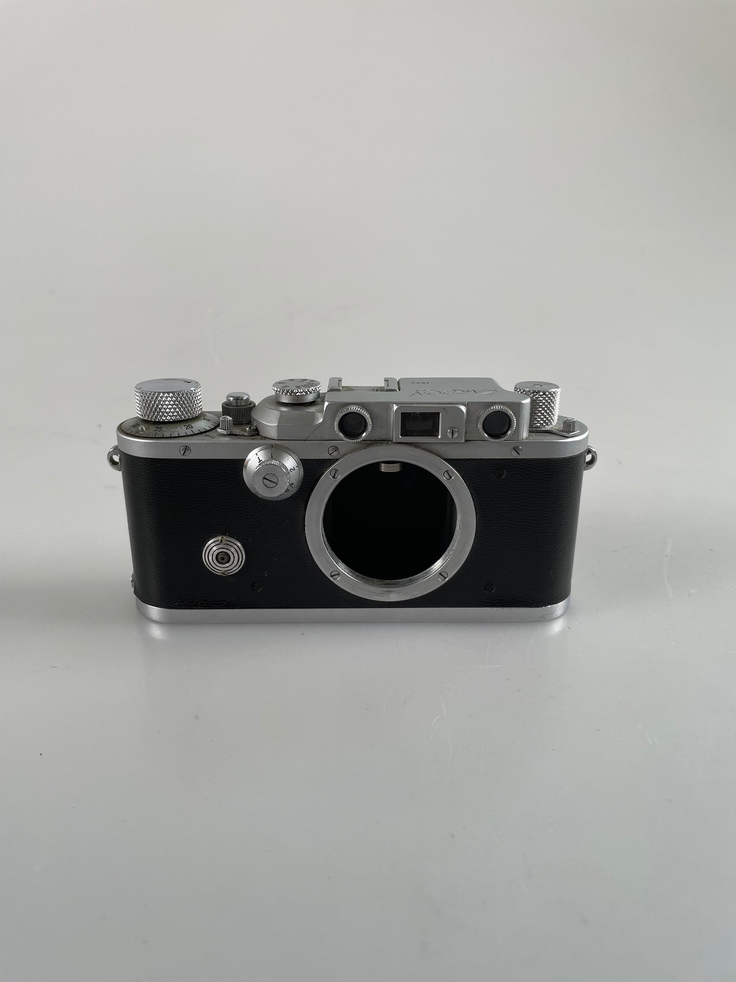 Kardon Rangefinder 35mm Film Camera LTM mount