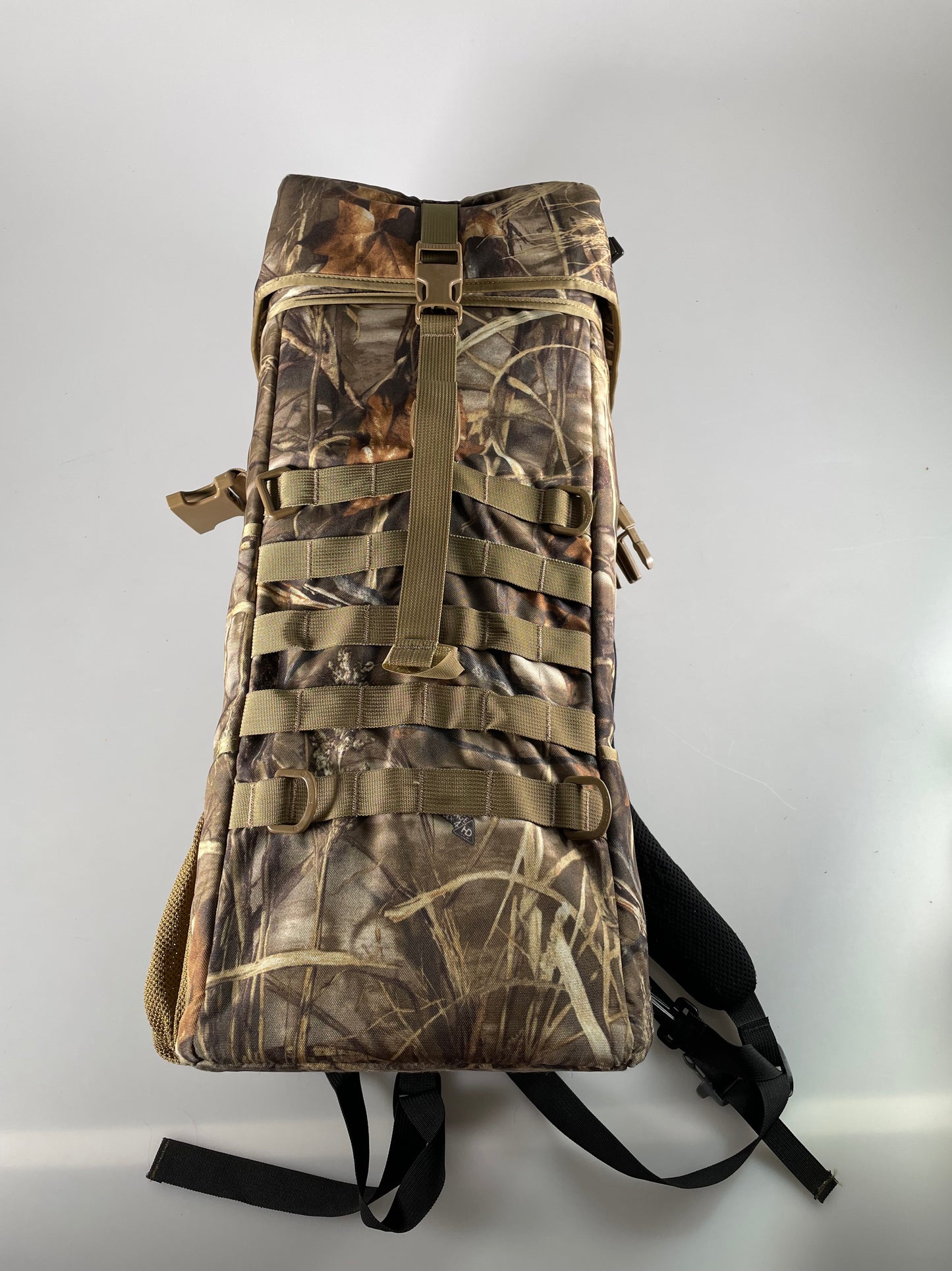 LensCoat Xpandable Long Lens Case/Backpack- RealTree camo