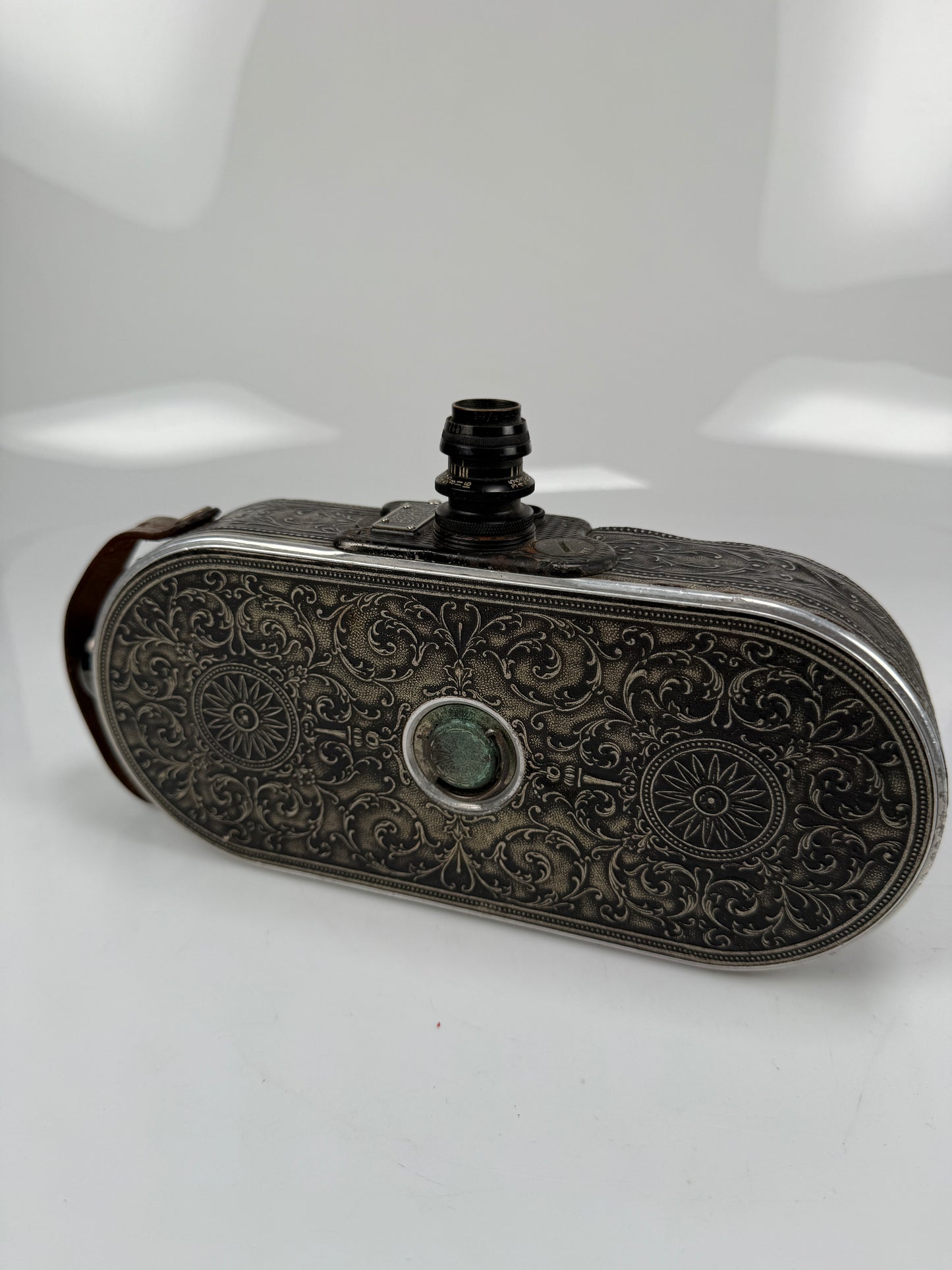 Bell & Howell Filmo Field Model Cine Camera with Taylor Hobson 20mm lens