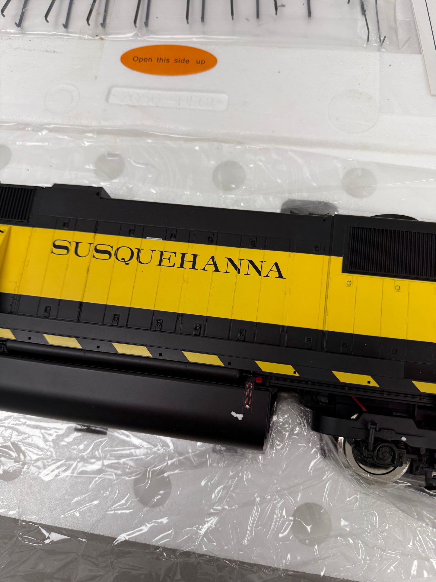 USA Trains G Scale Susquehanna SD70MAC | NEW | #4061 | R22610 | RARE | DC