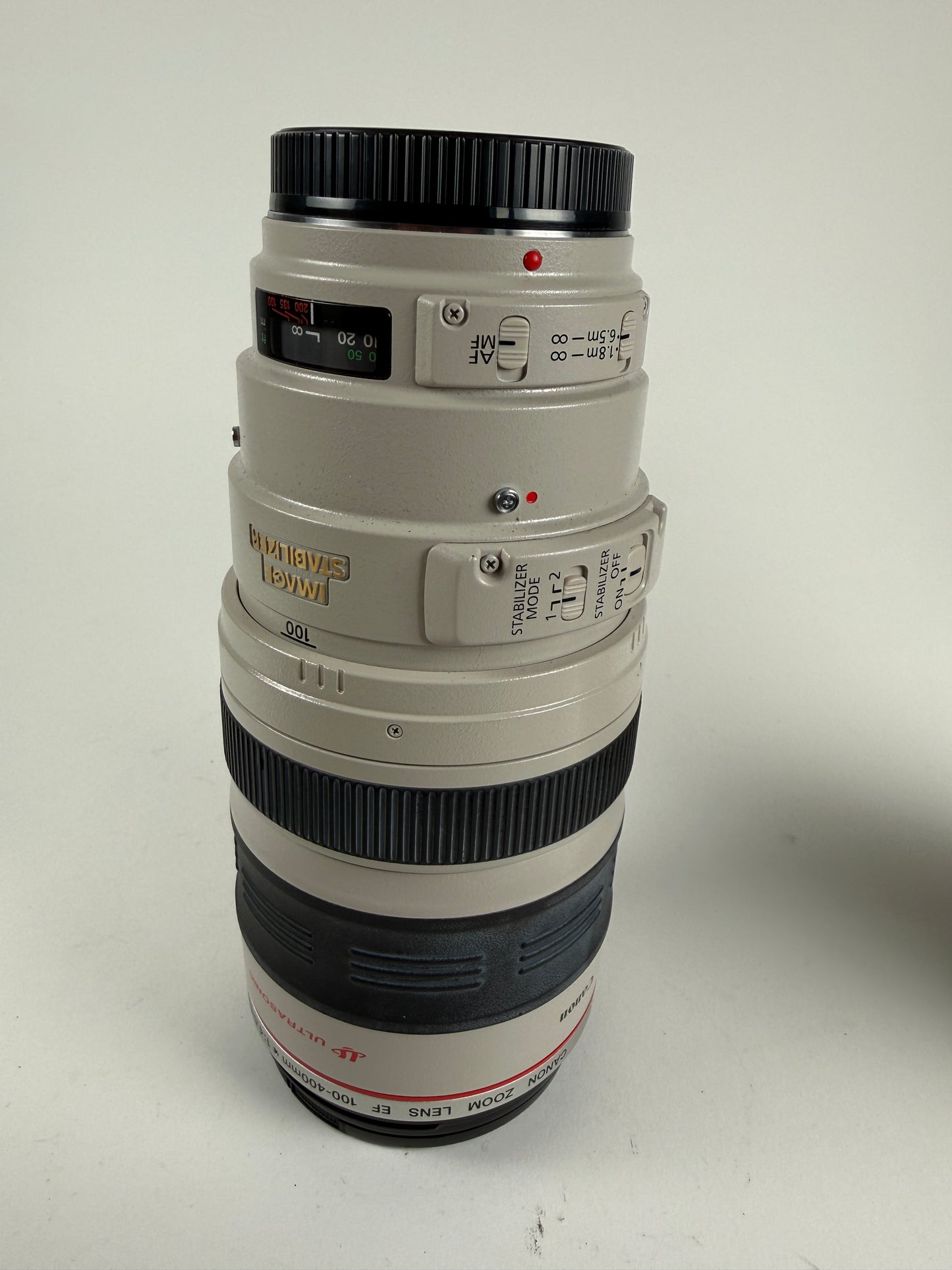 Canon 100-400mm f4.5-5.6 L IS ultrasonic EF lens