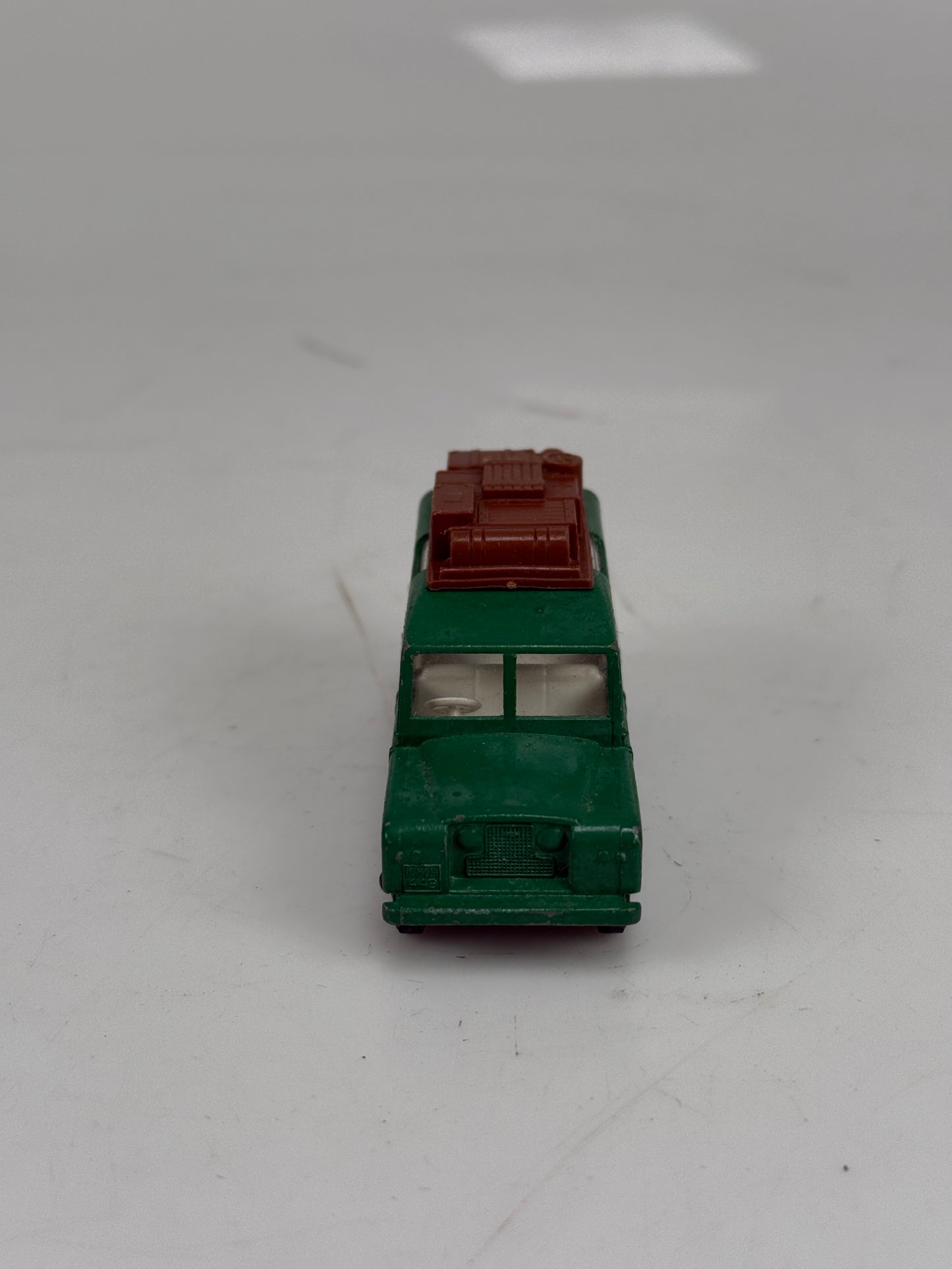 Vintage Lesney Matchbox 12c Land Rover Safari Green 1965 Regular Wheel Diecast