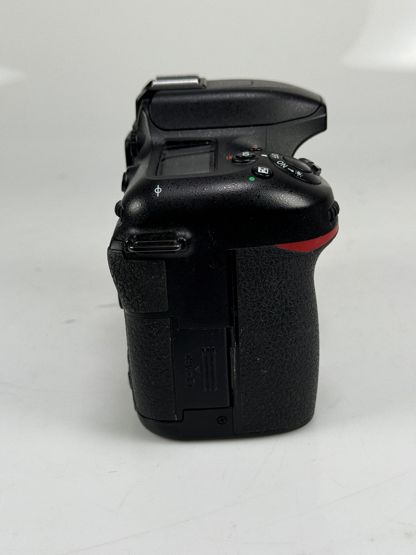 Nikon D7500 20.9MP Digital SLR Camera Body
