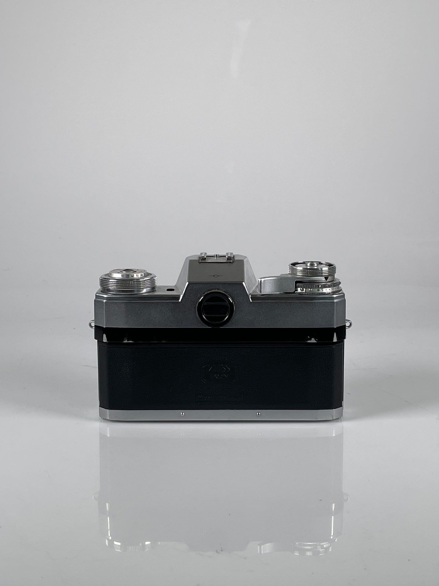 Zeiss Ikon Contarex Bullseye 35mm SLR Film Camera