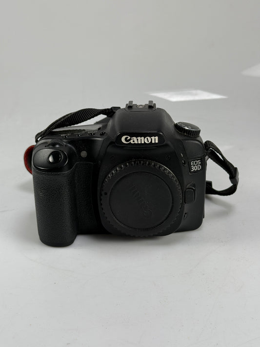 Canon EOS 30D 8.2MP Built-In-Flash Digital SLR Camera