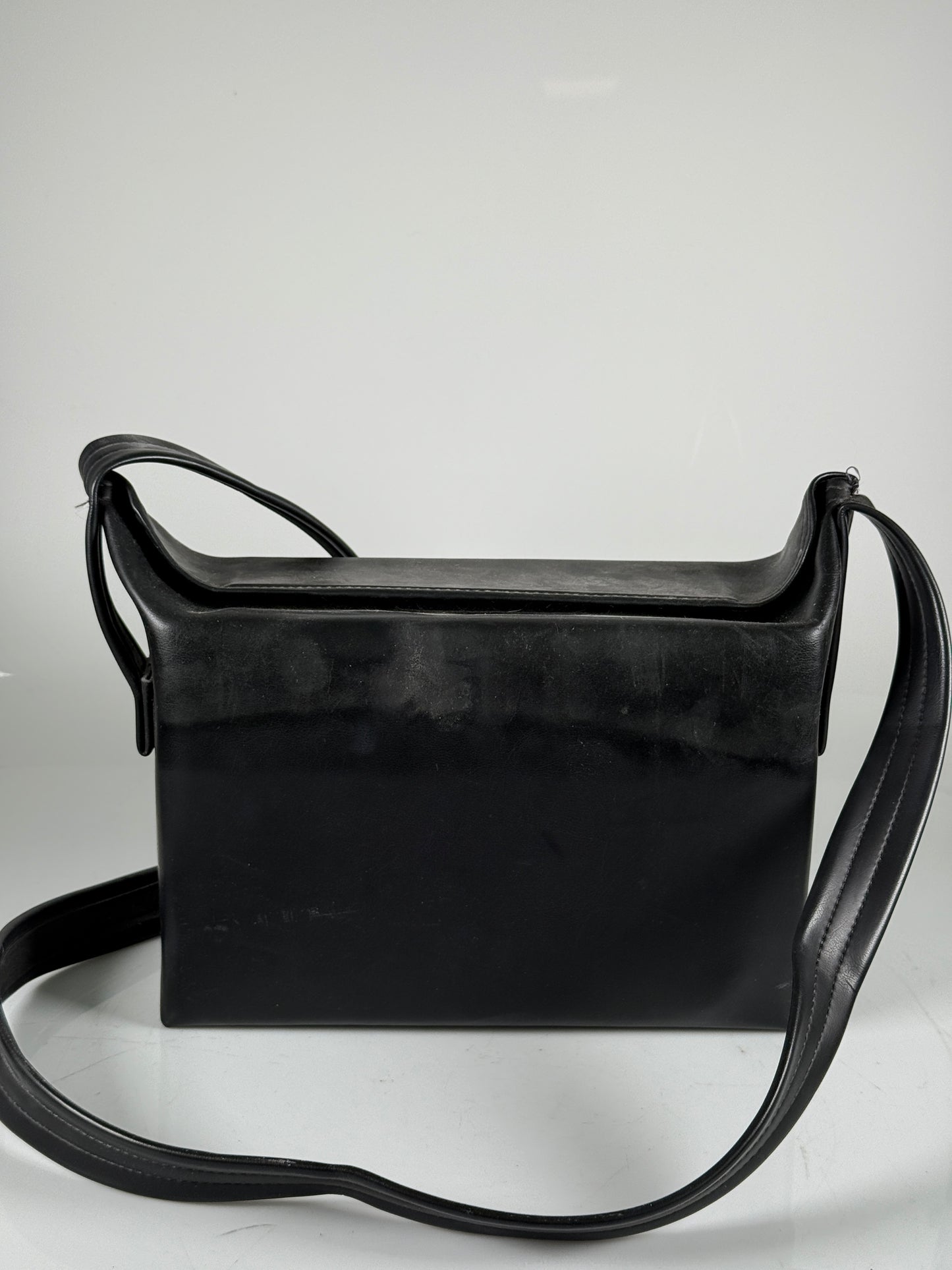 Polaroid SX-70 SLR 680 Land Camera Fitted Leather Carrying Case