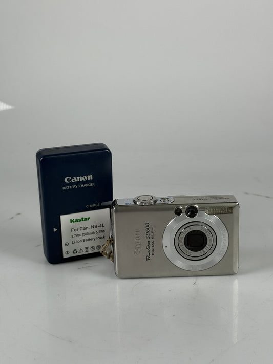 Canon PowerShot SD600 6MP ELPH Digital Camera Ixus