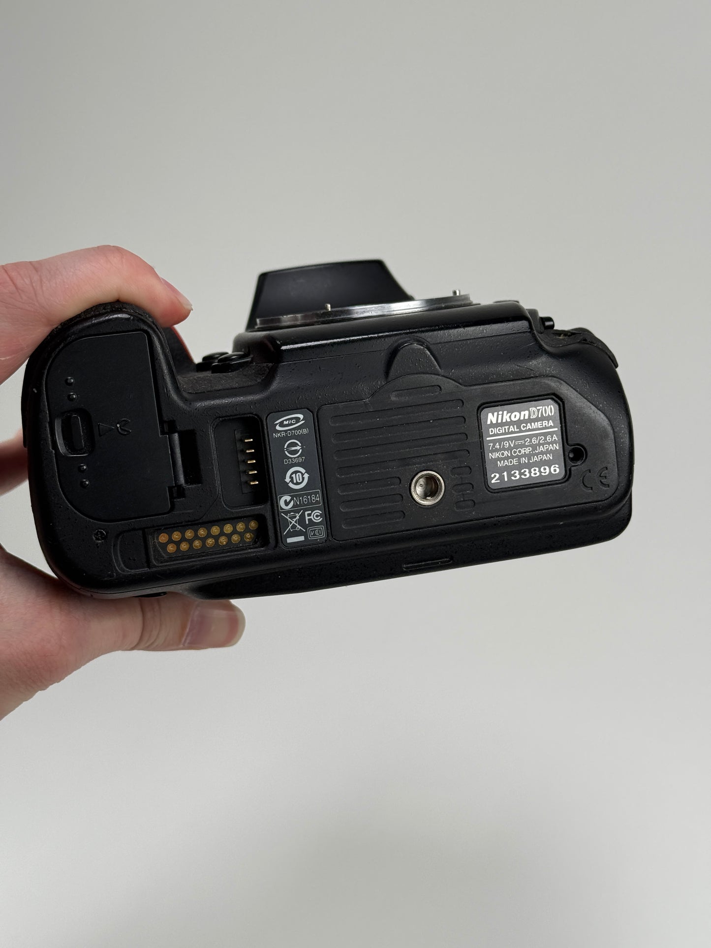 Nikon D700 12.1MP Digital SLR Camera Body