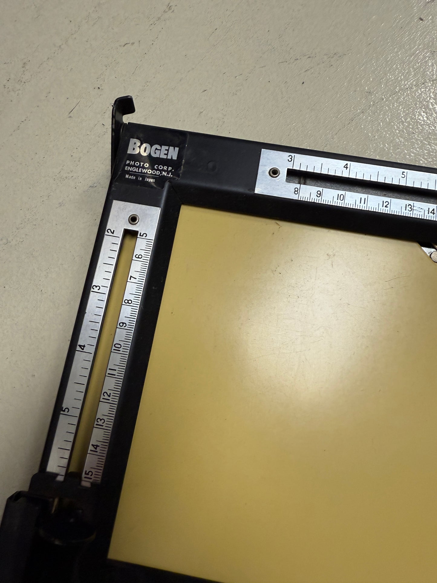 Bogen Vintage Darkroom Photo Printing Easel 11x14 Adjustable Blades