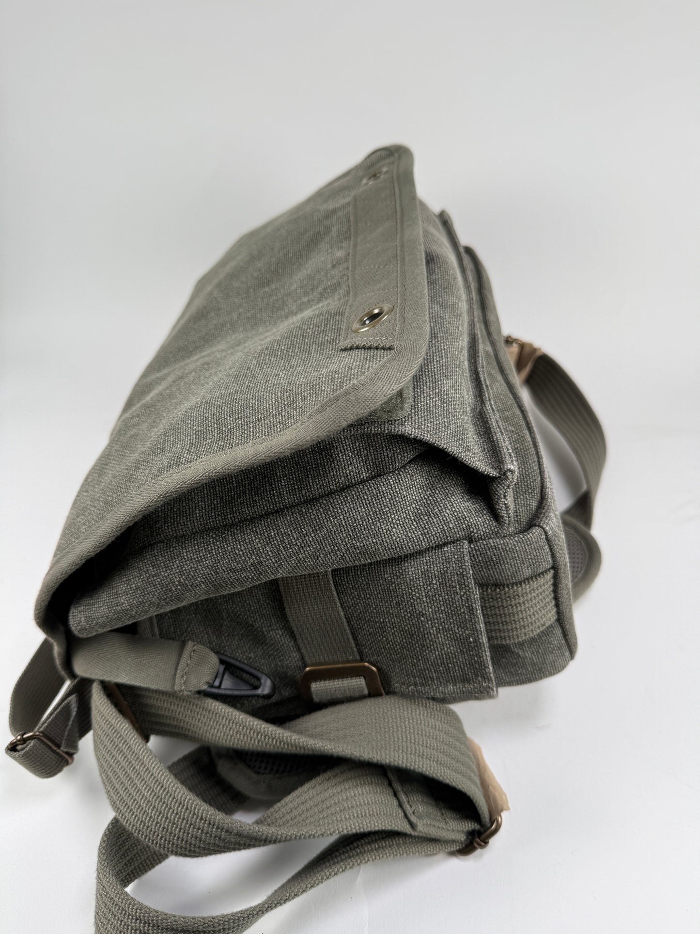 Think Tank Photo Retrospective 7M Shoulder Bag for Cameras