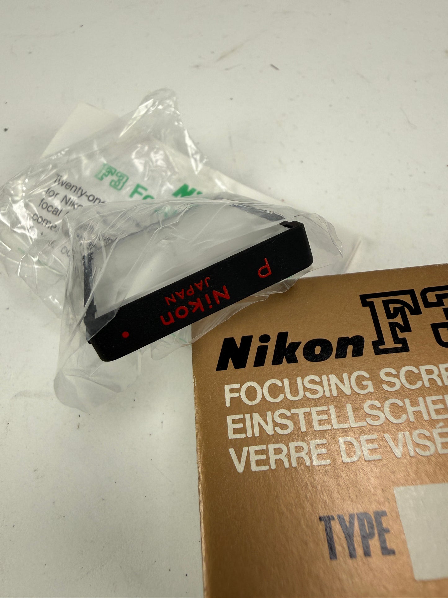 Nikon F3 red dot Type P Fresnel Split Image Rangefinder Focusing Screen