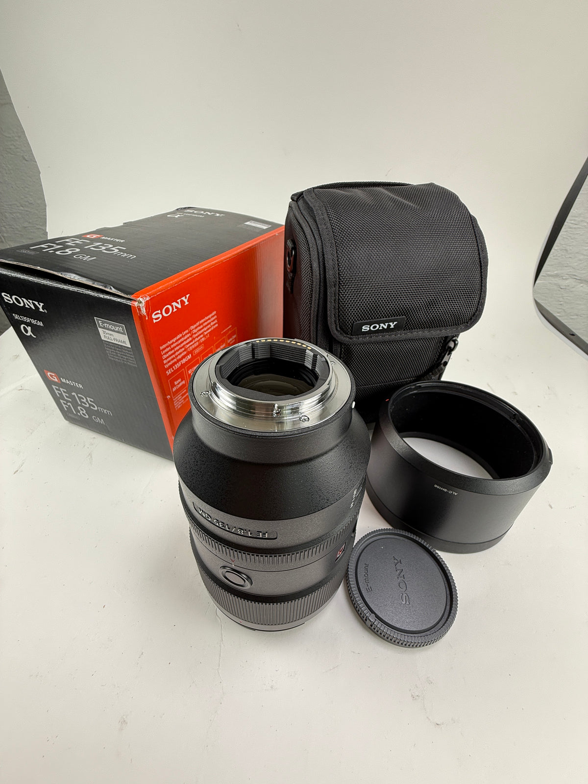 Sony FE 135mm F1.8 GM Telephoto Lens for Sony E Mount (SEL135F18GM)