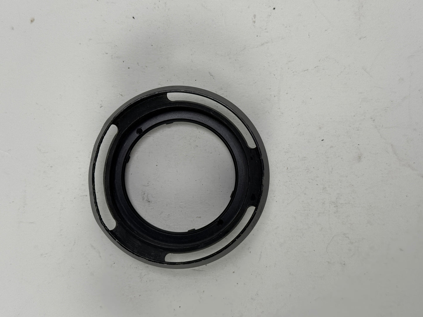 Leica Leitz 12504 lens hood for 35mm f1.4 35mm f2 summilux Summicron