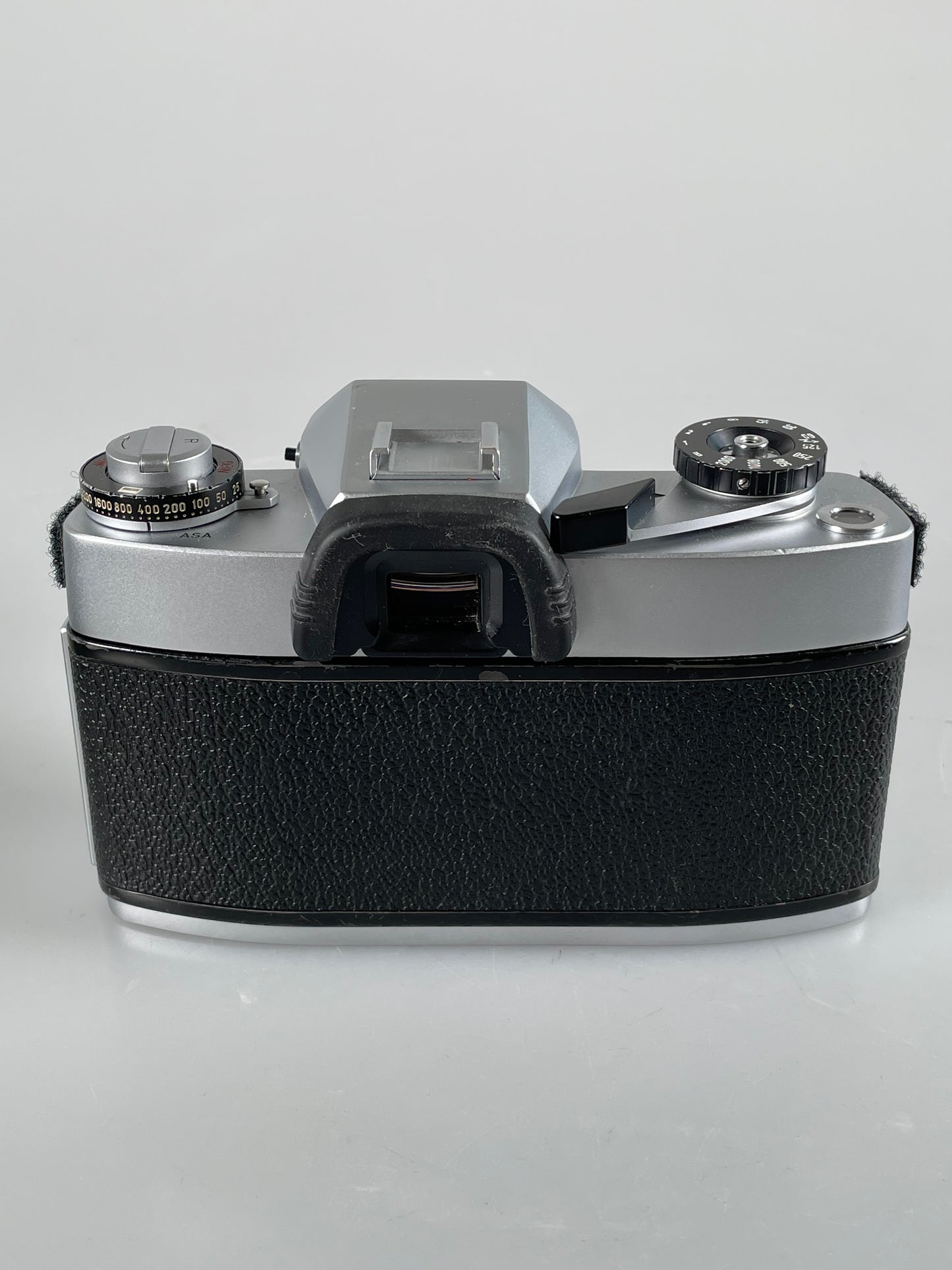 Leicaflex SL Chrome Body 35mm film camera