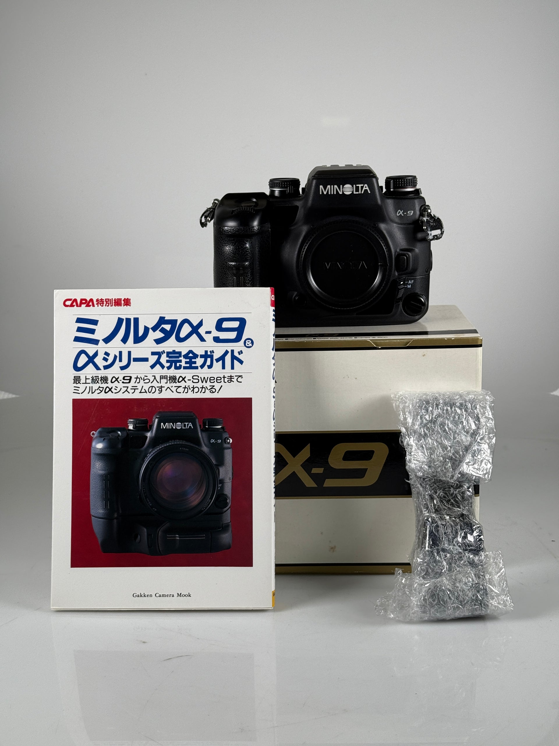 Minolta α9 a9 Maxxum Dynax Alpha SLR 35mm Film Camera – Cardinal