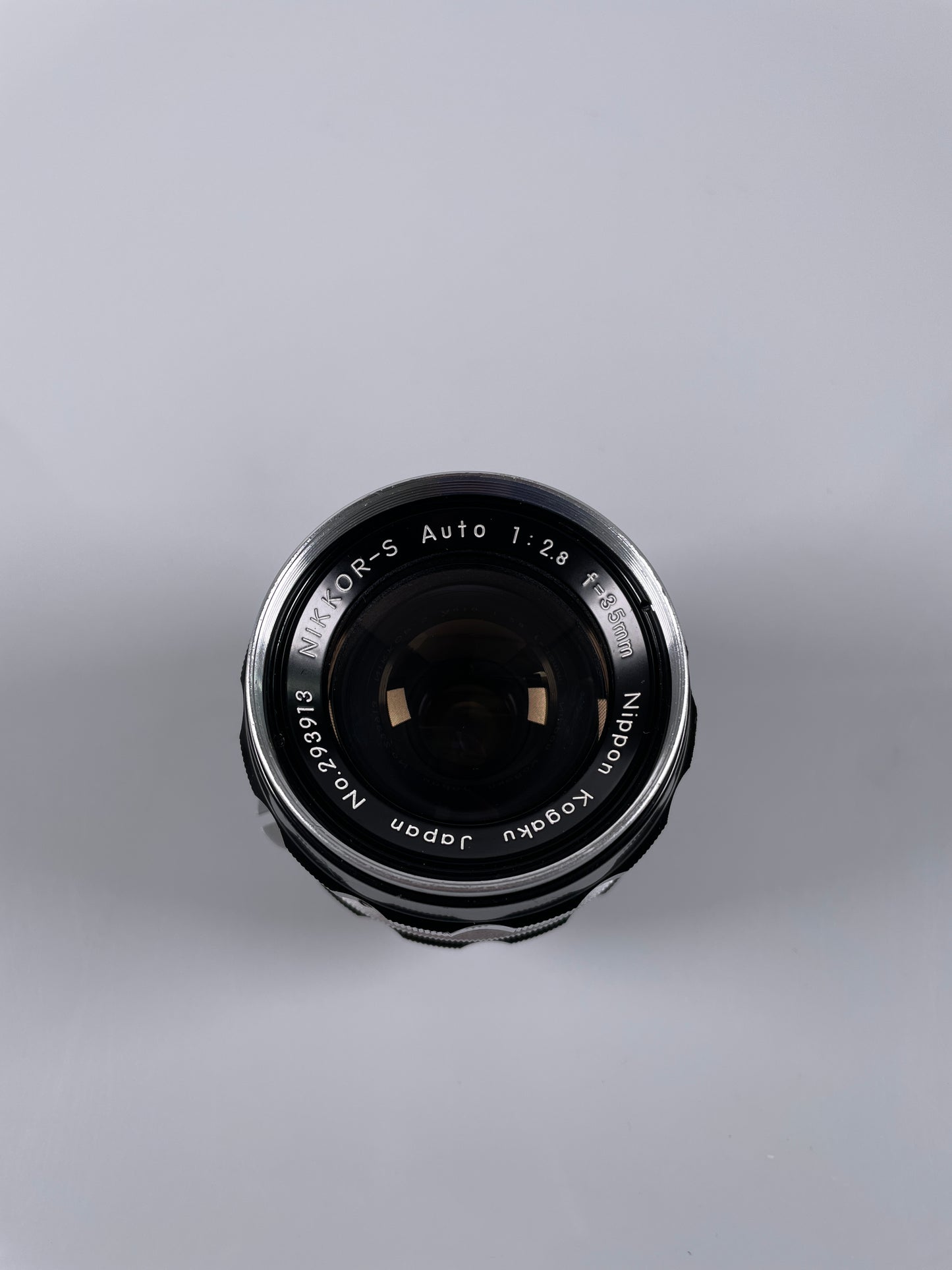 Nikon NIKKOR-S 35mm f2.8 non Ai MF Wide Angle Lens