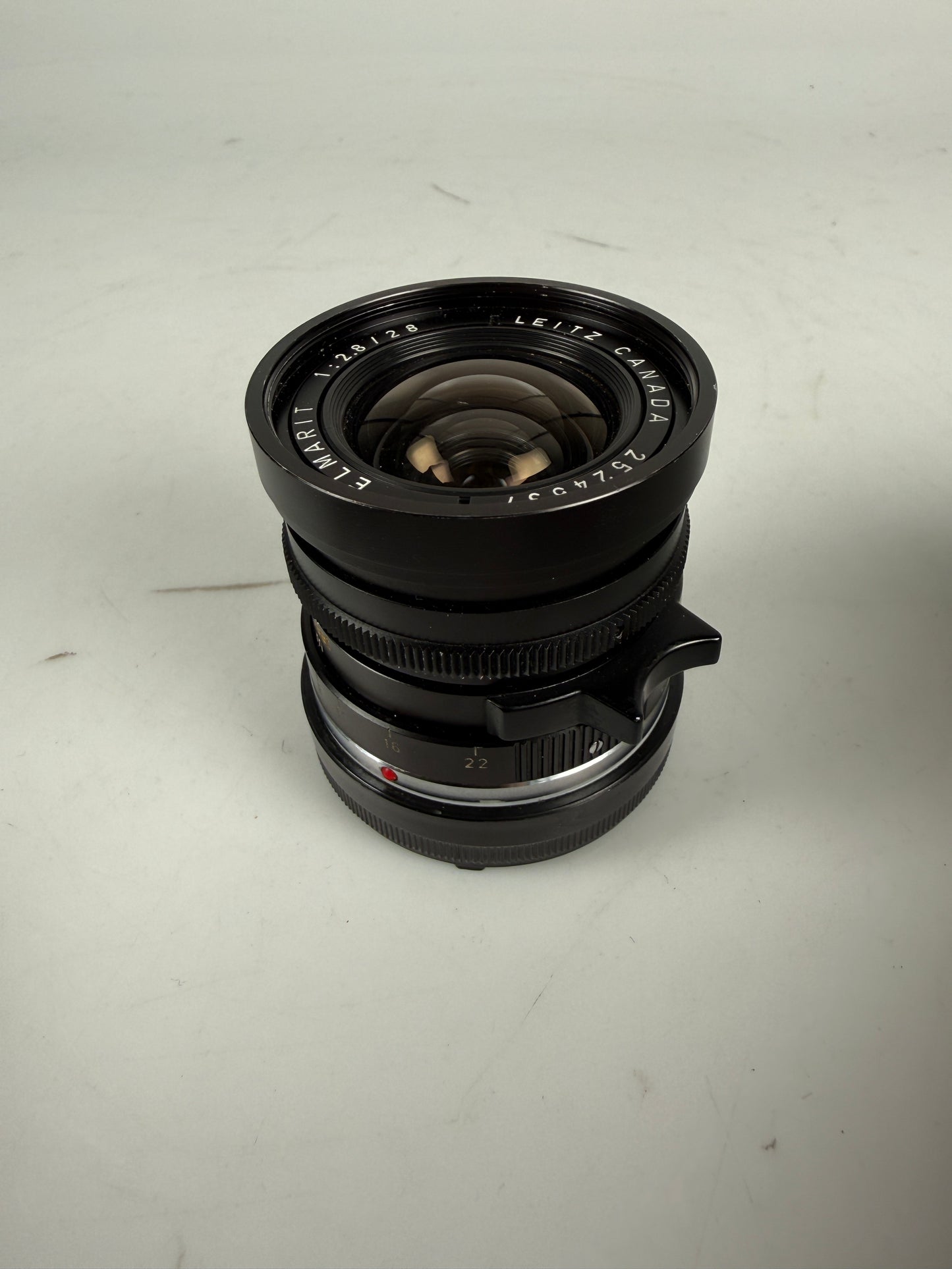 LEICA LEITZ ELMARIT-M 28mm f2.8 LENS II V2