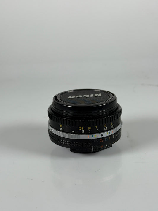 Nikon Nikkor Ai-s AIS 50mm f/1.8 Lens Prime Pancake SLR