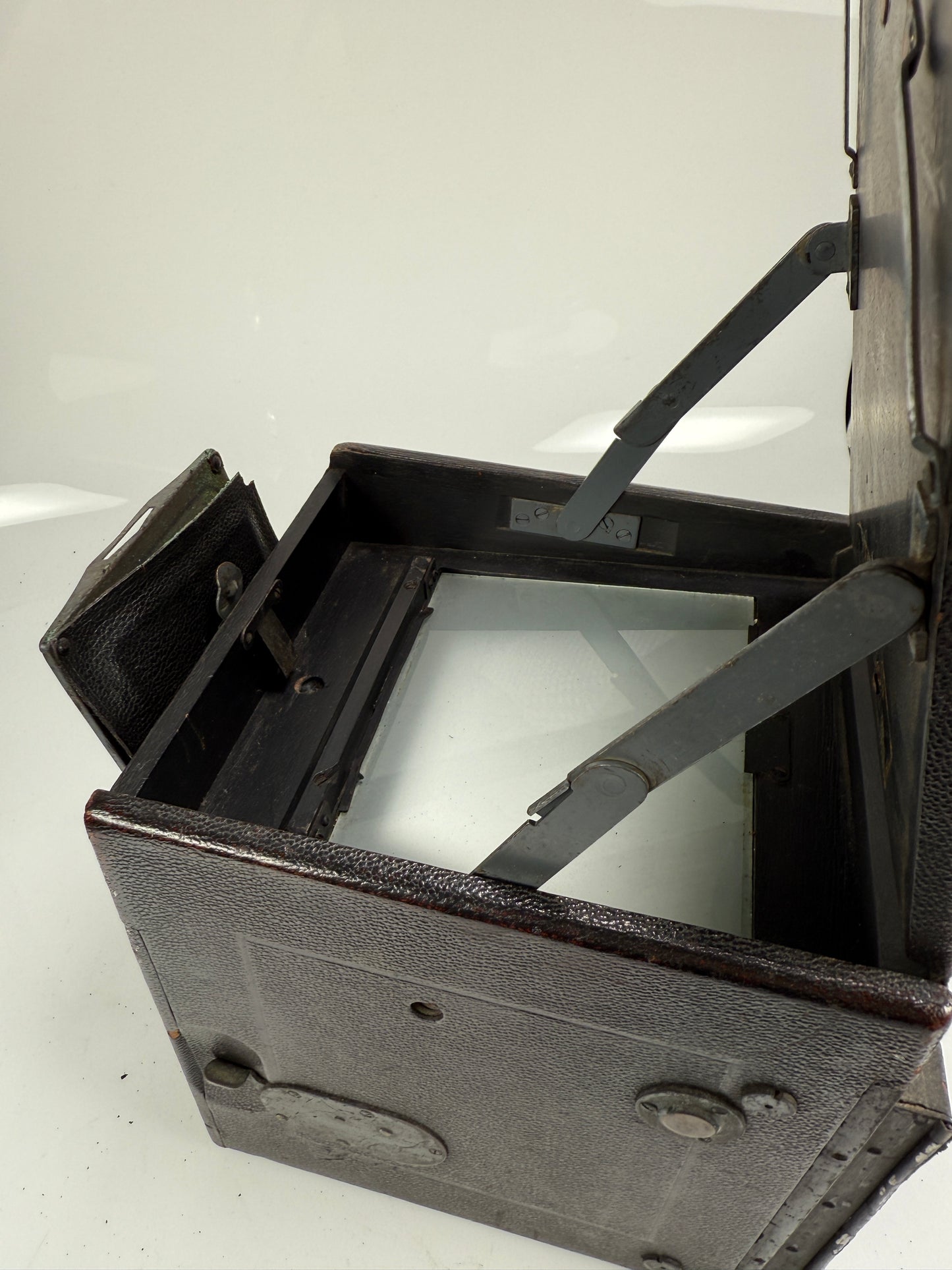 Graflex RB series B 4x5 Focal Plane Shutter Camera w Kodak 7 1/2 inch F4.5 lens