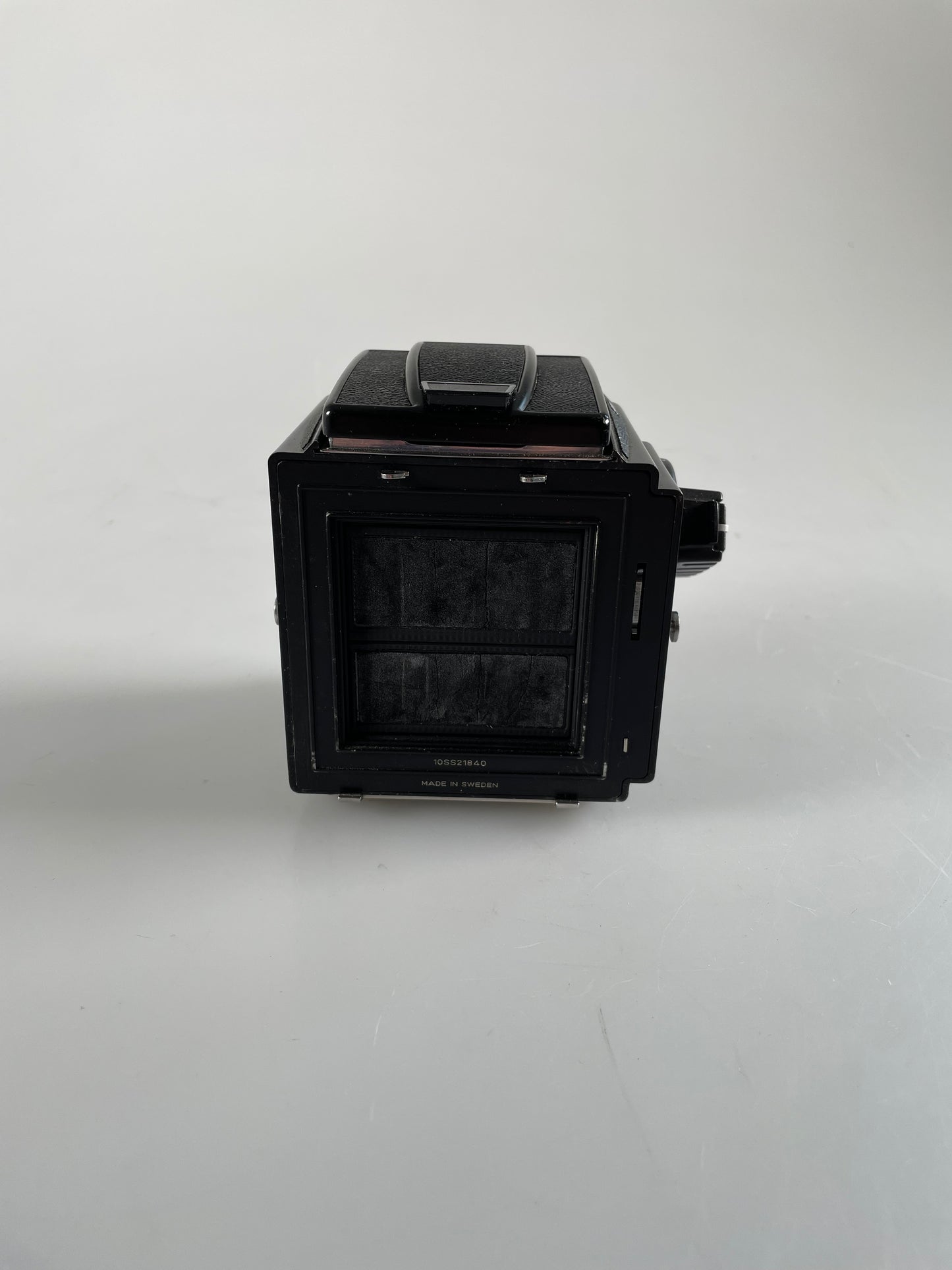 Hasselblad 501CM Medium Format Film Camera Body Black, wlf waist level, acute focusing screen