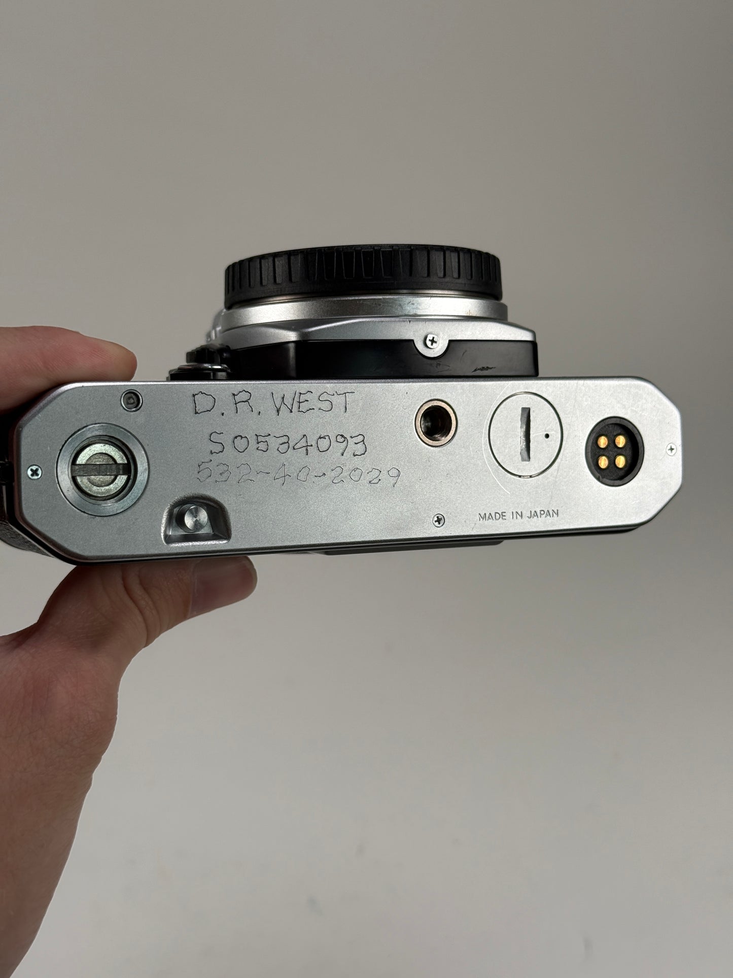 Nikon FE Chrome 35mm SLR Film Camera Body