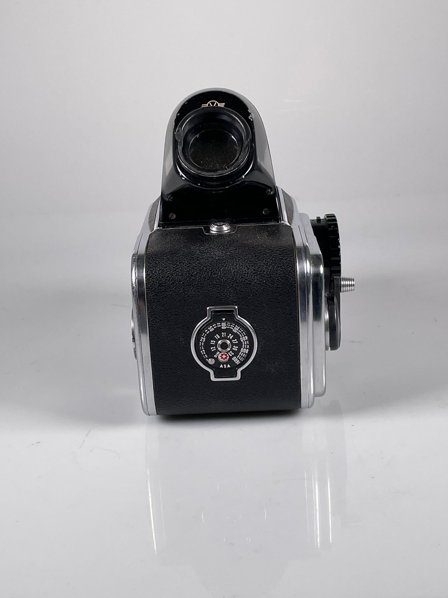 Hasselblad 500C Camera + Planar 80mm f/2.8 Lens A12 Film Back + NC2