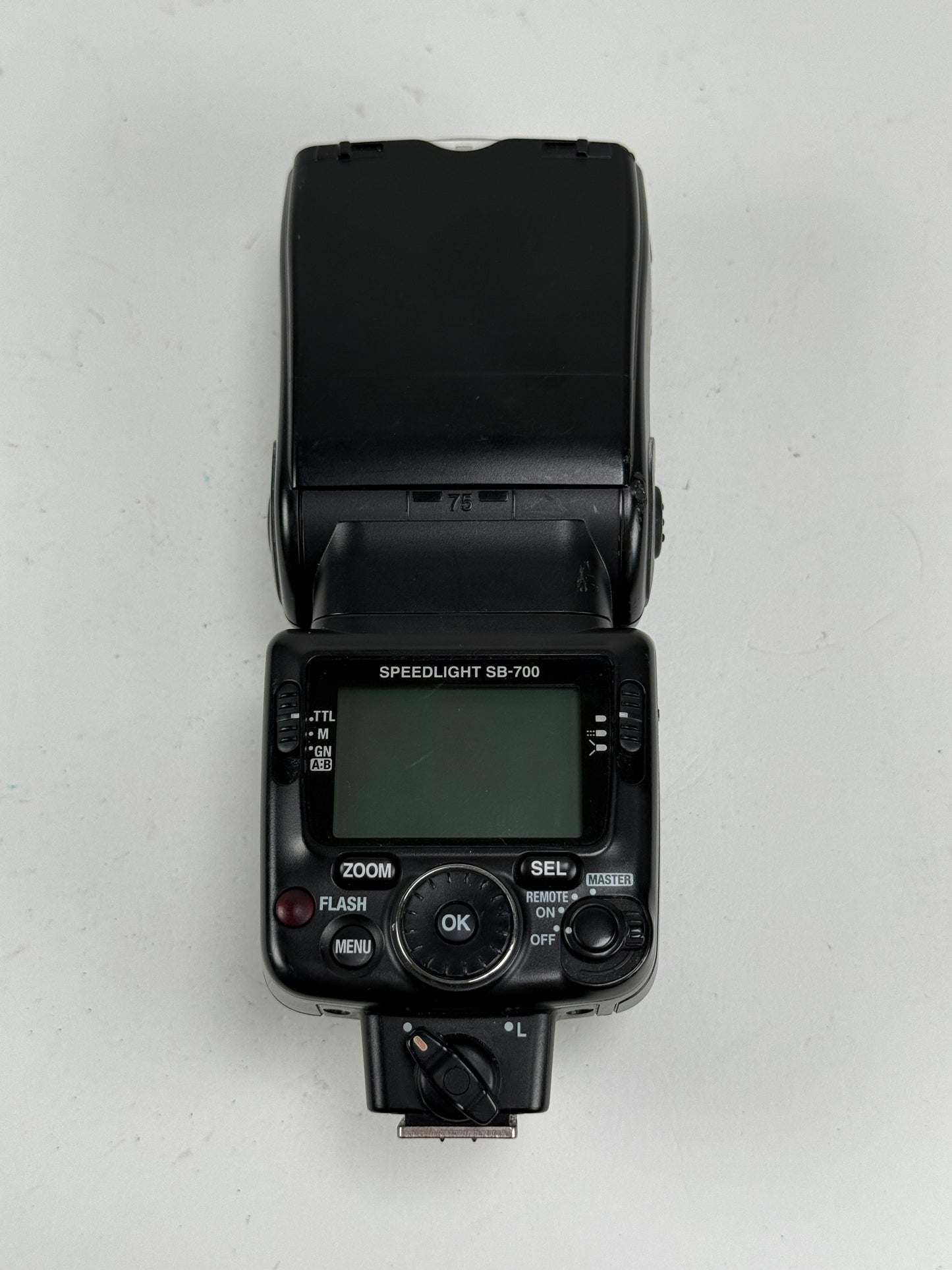 Nikon Speedlight SB-700 Shoe Mount Flash
