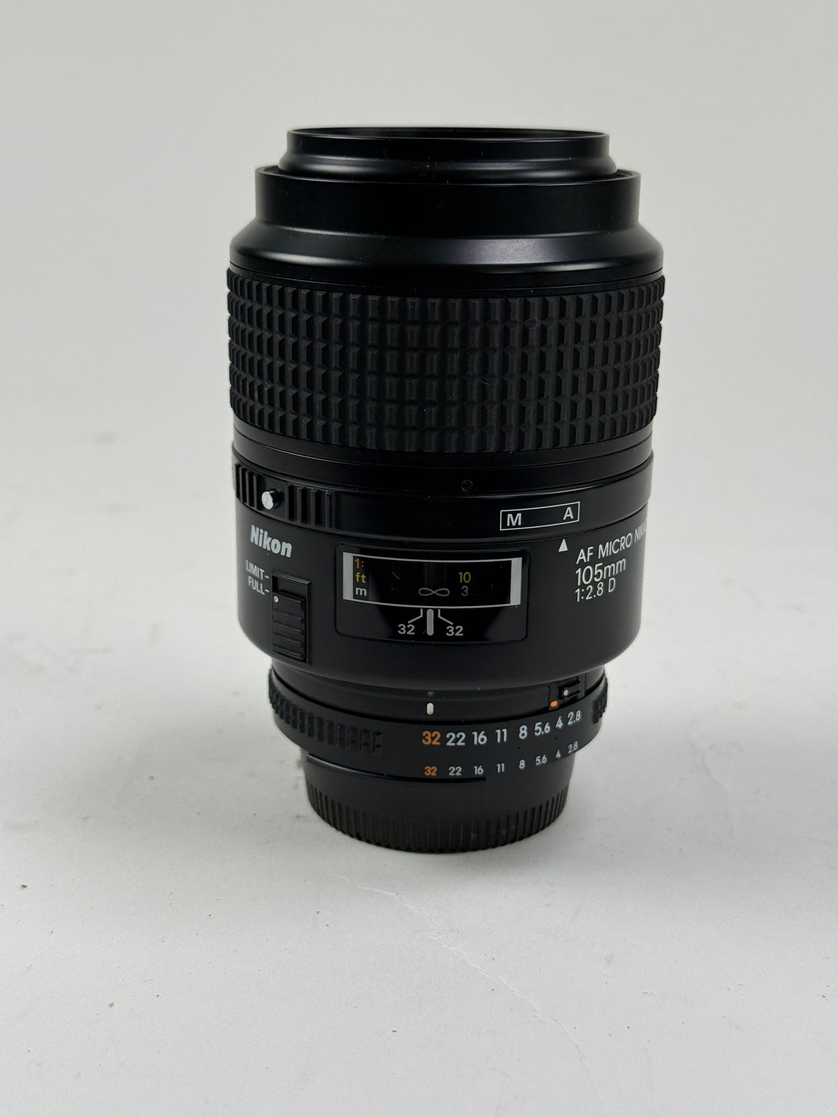 Nikon Nikkor AF 105mm f2.8 D Micro Lens