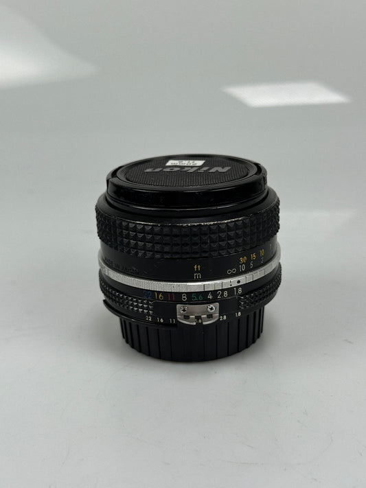 Nikon Nikkor 50mm f1.8 Ai Lens