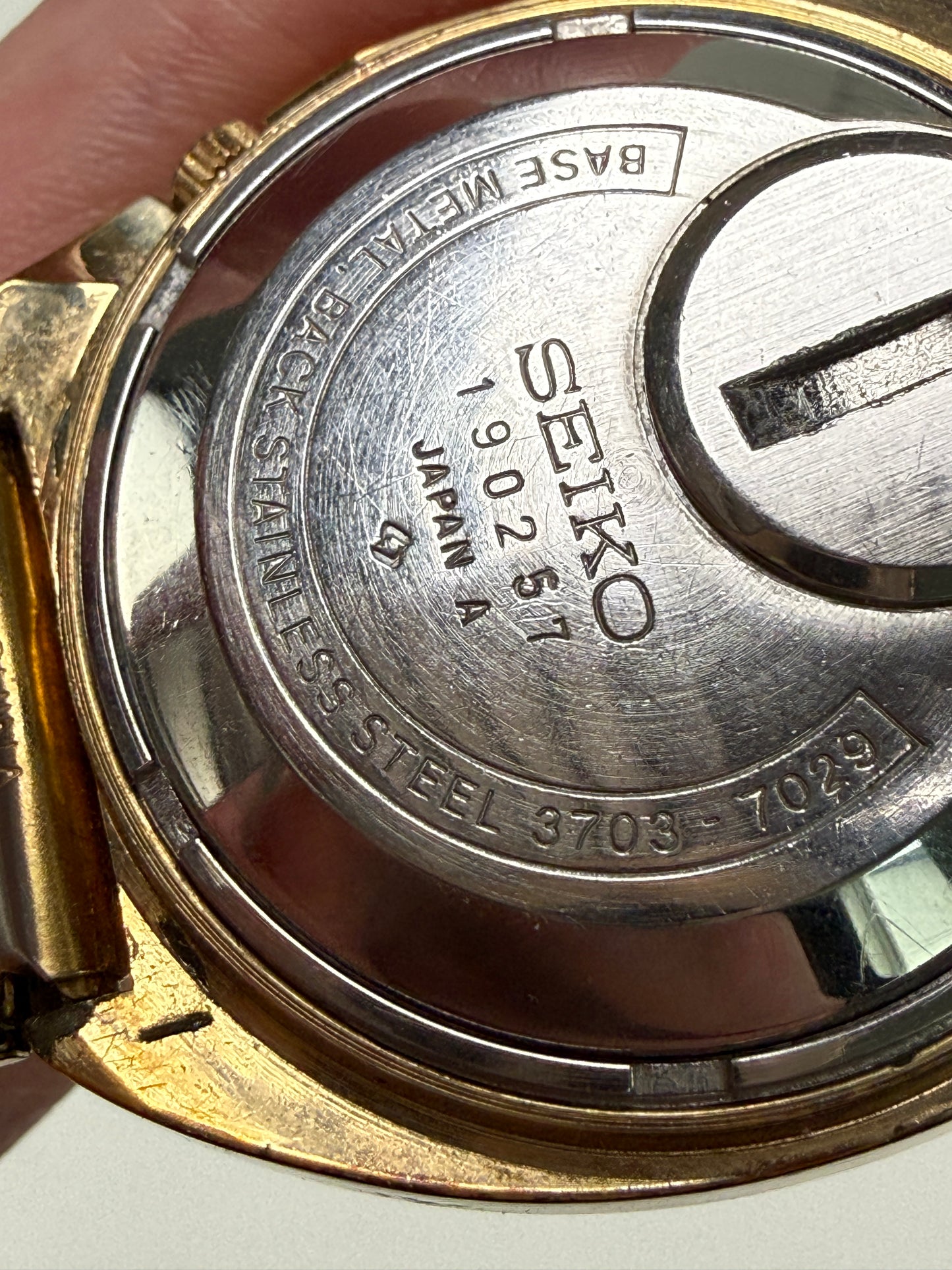 Seiko Electronic EL-370 Watch Men 38mm Champagne Dial Gold Tone Daydate