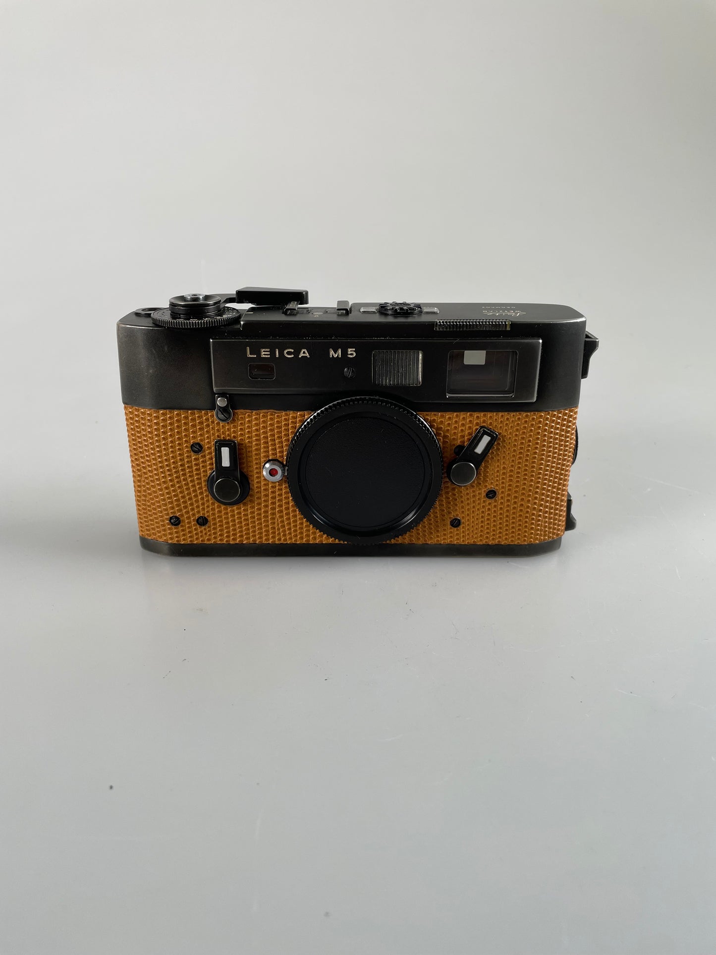 Leica M5 Black Chrome 35mm Rangefinder Film Camera Two 2 Lug