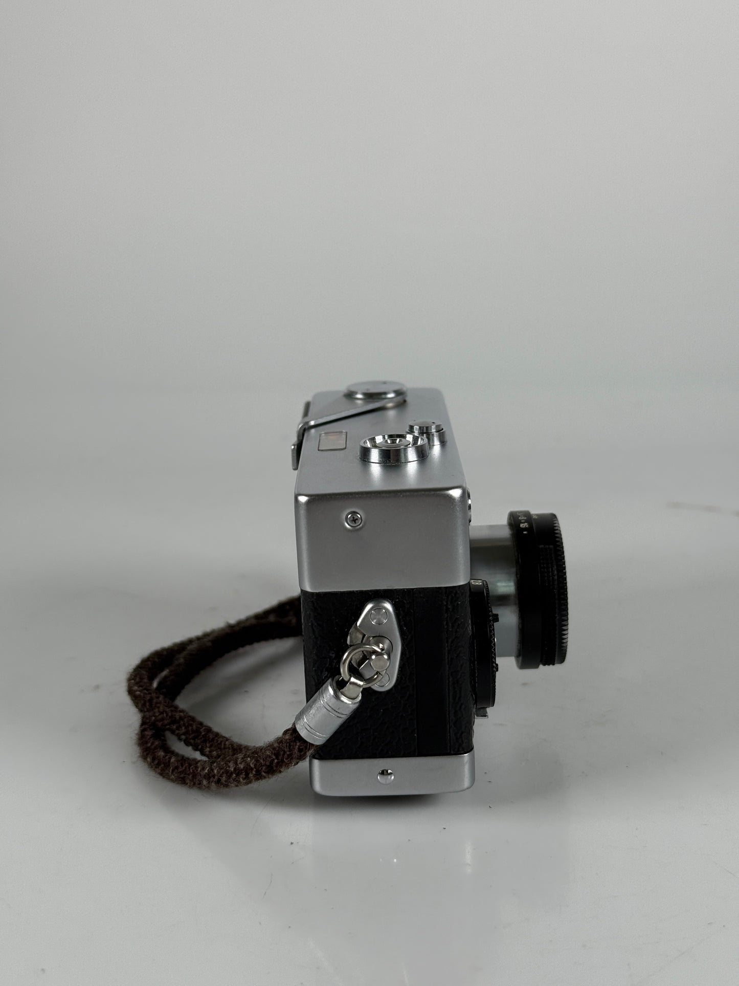 Rollei 35 35S 40mm Sonnar f2.8 HFT Lens chrome silver