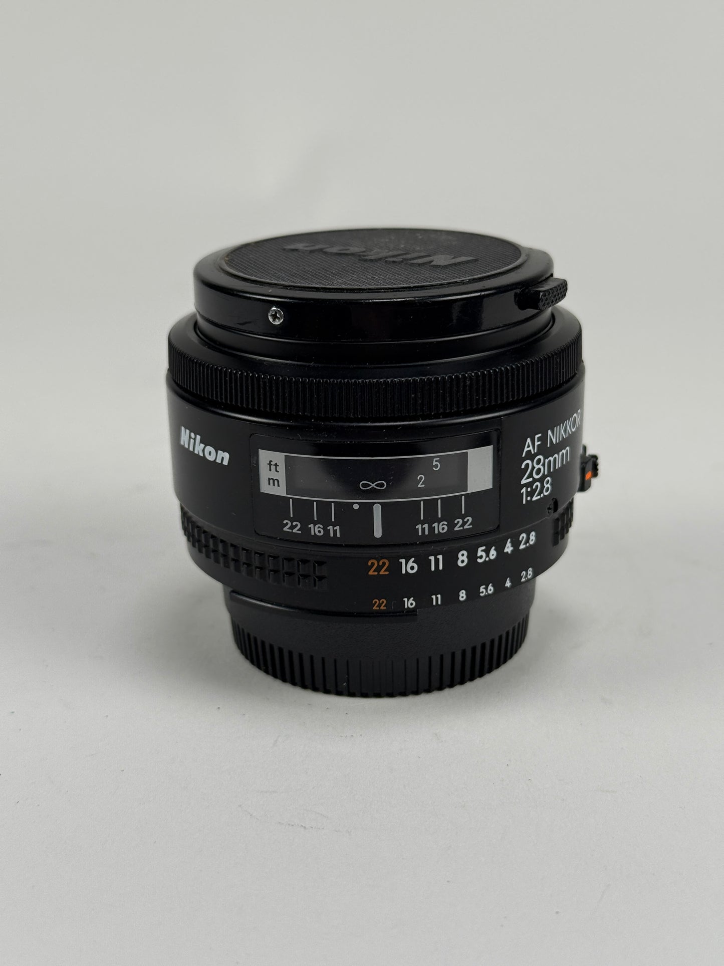 Nikon AF Nikkor 28mm f2.8 D Wide Angle Prime Lens