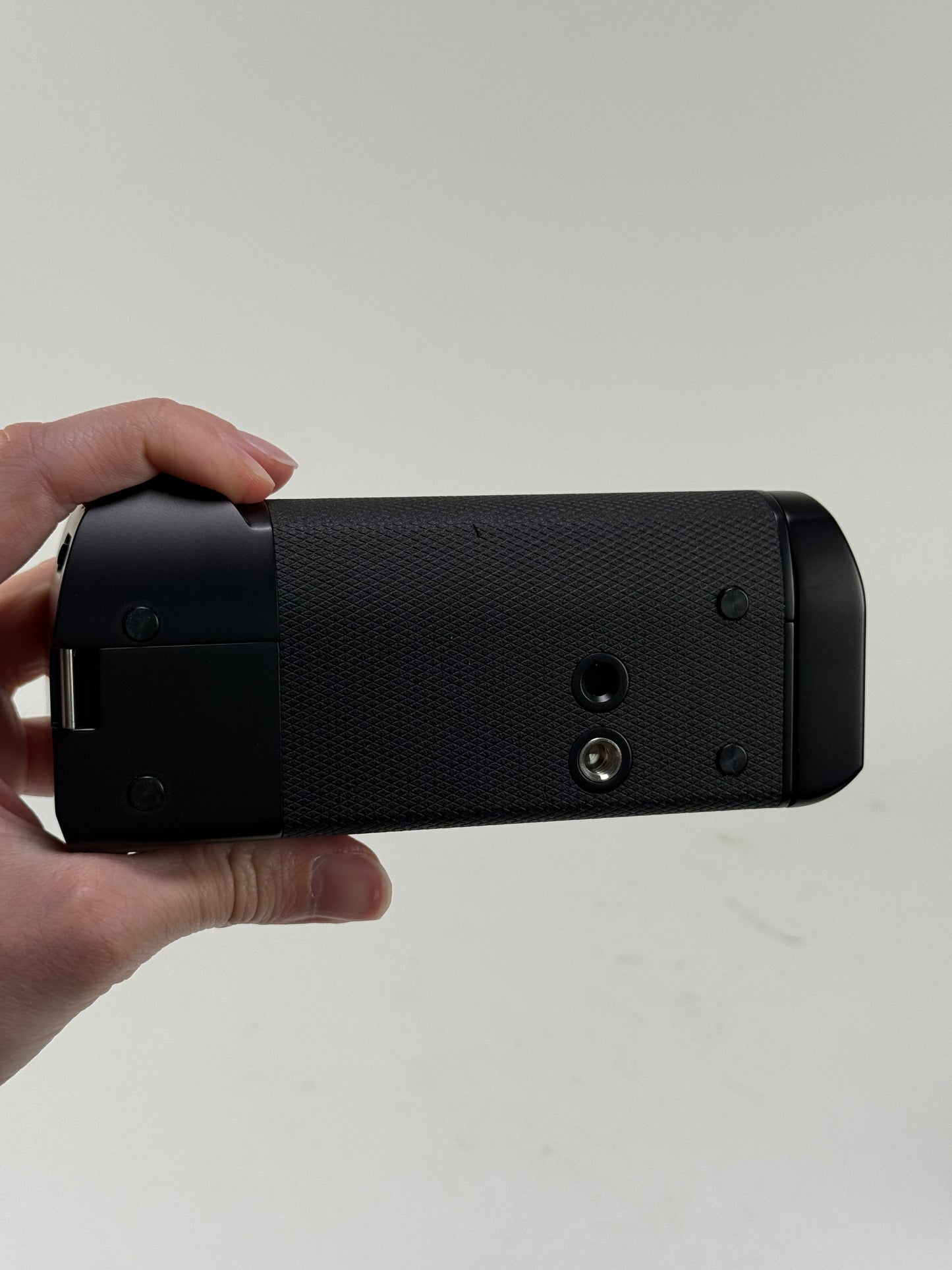 Leica HG-SCL4 Multifunction Handgrip for SL 16063