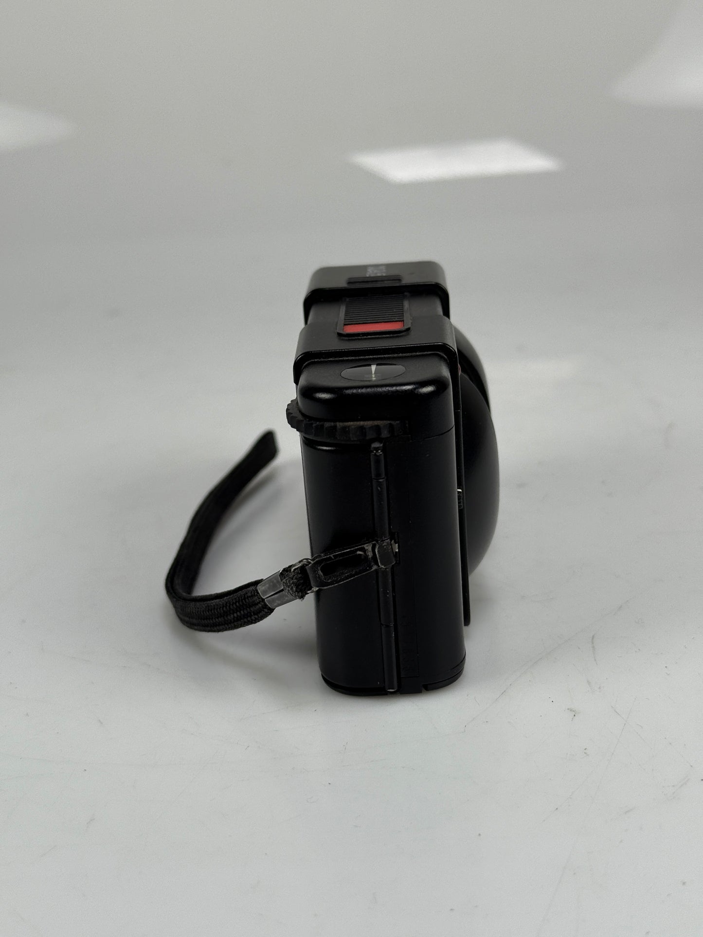 Olympus XA2 35mm Rangefinder Camera 35mm f3.5