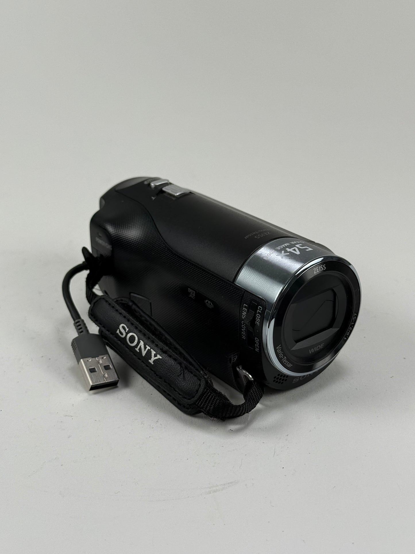 Sony HDR-CX240 Full HD 9.2MP Handycam Camcorder Black w/54x