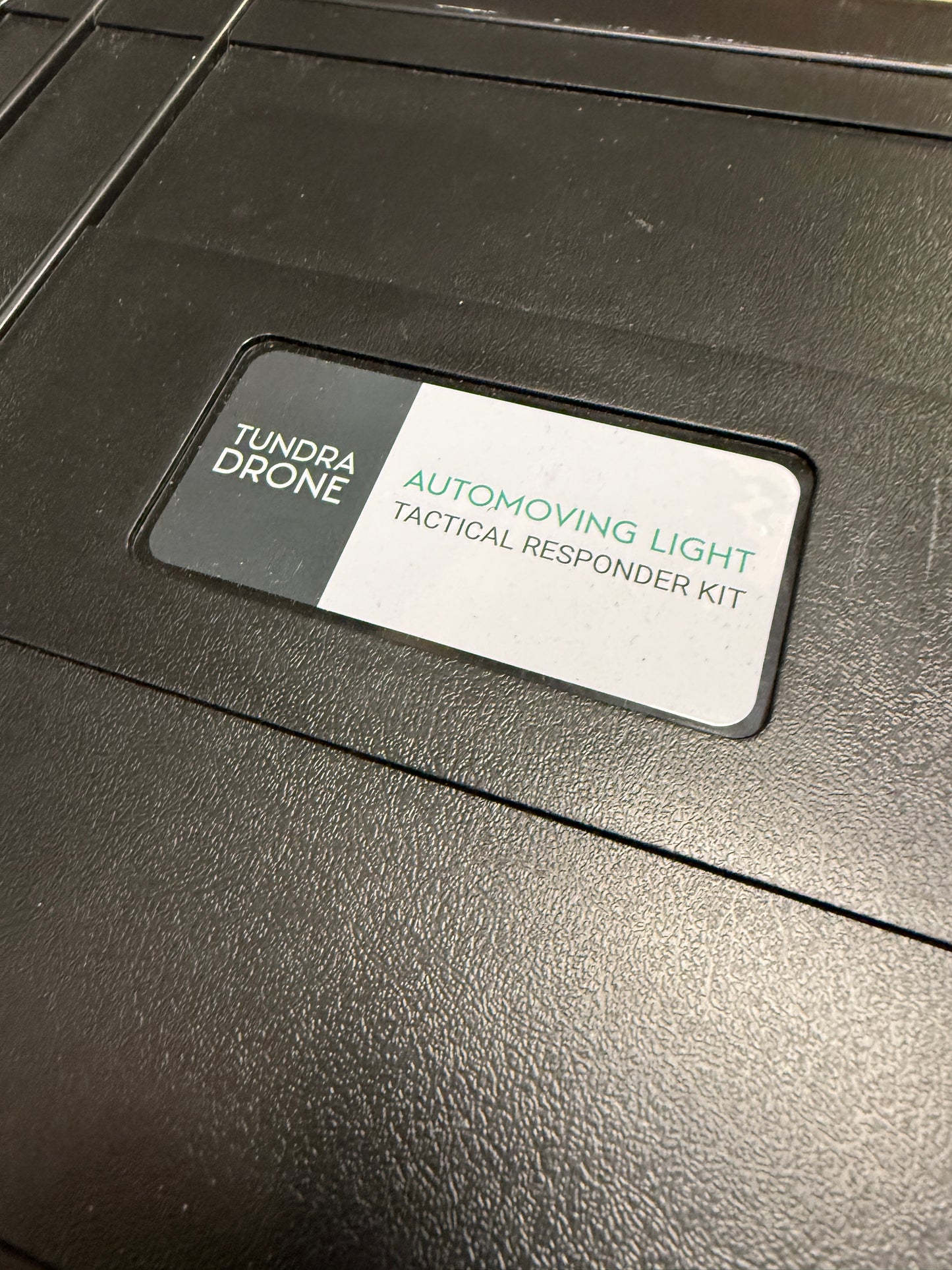 Tundra Drone Automoving Light kit 3 Batteries, charger for DJI Mavic 3