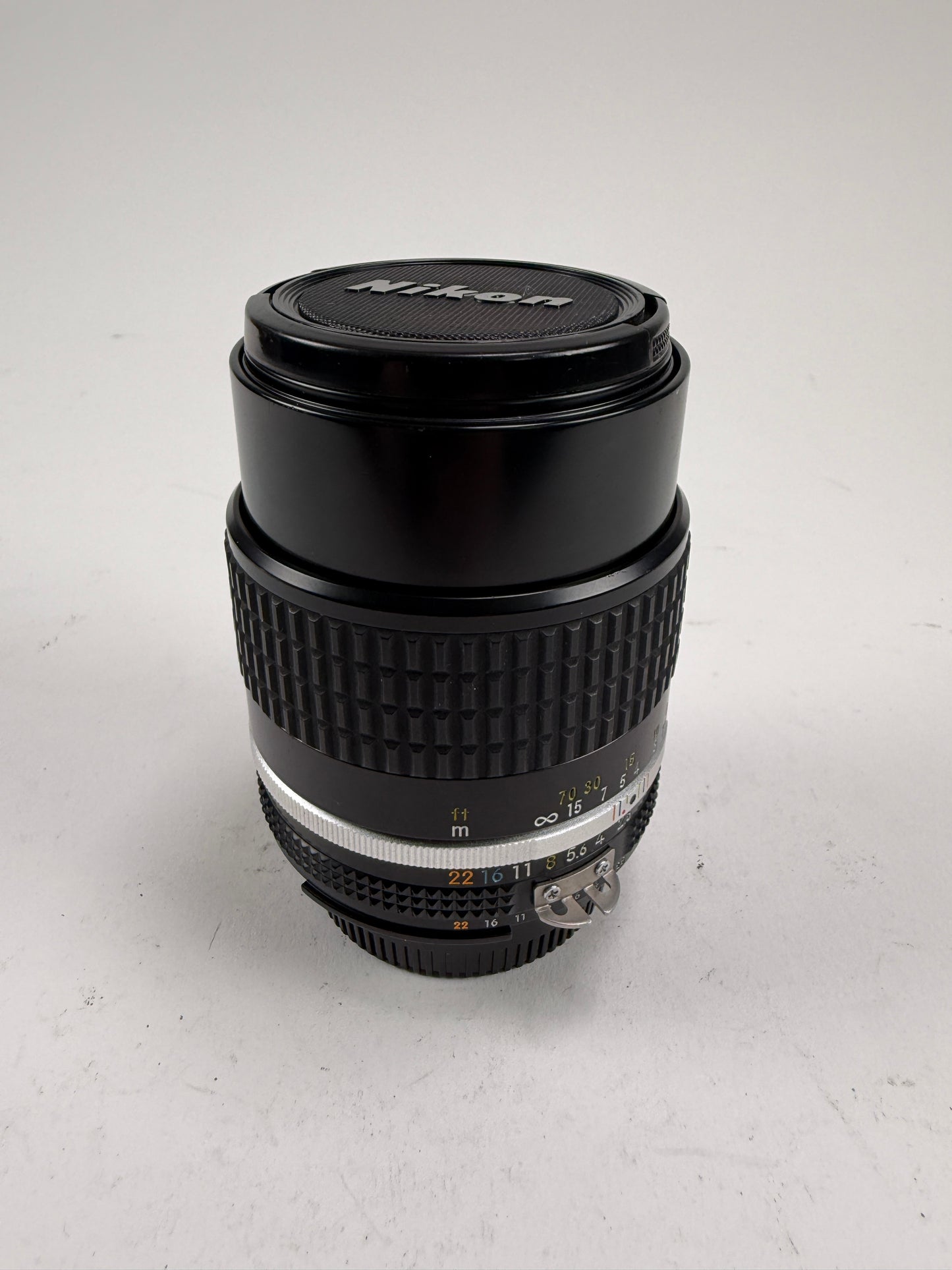 Nikon Nikkor 105mm f2.5 Ais Prime Manual Focus Portrait Lens