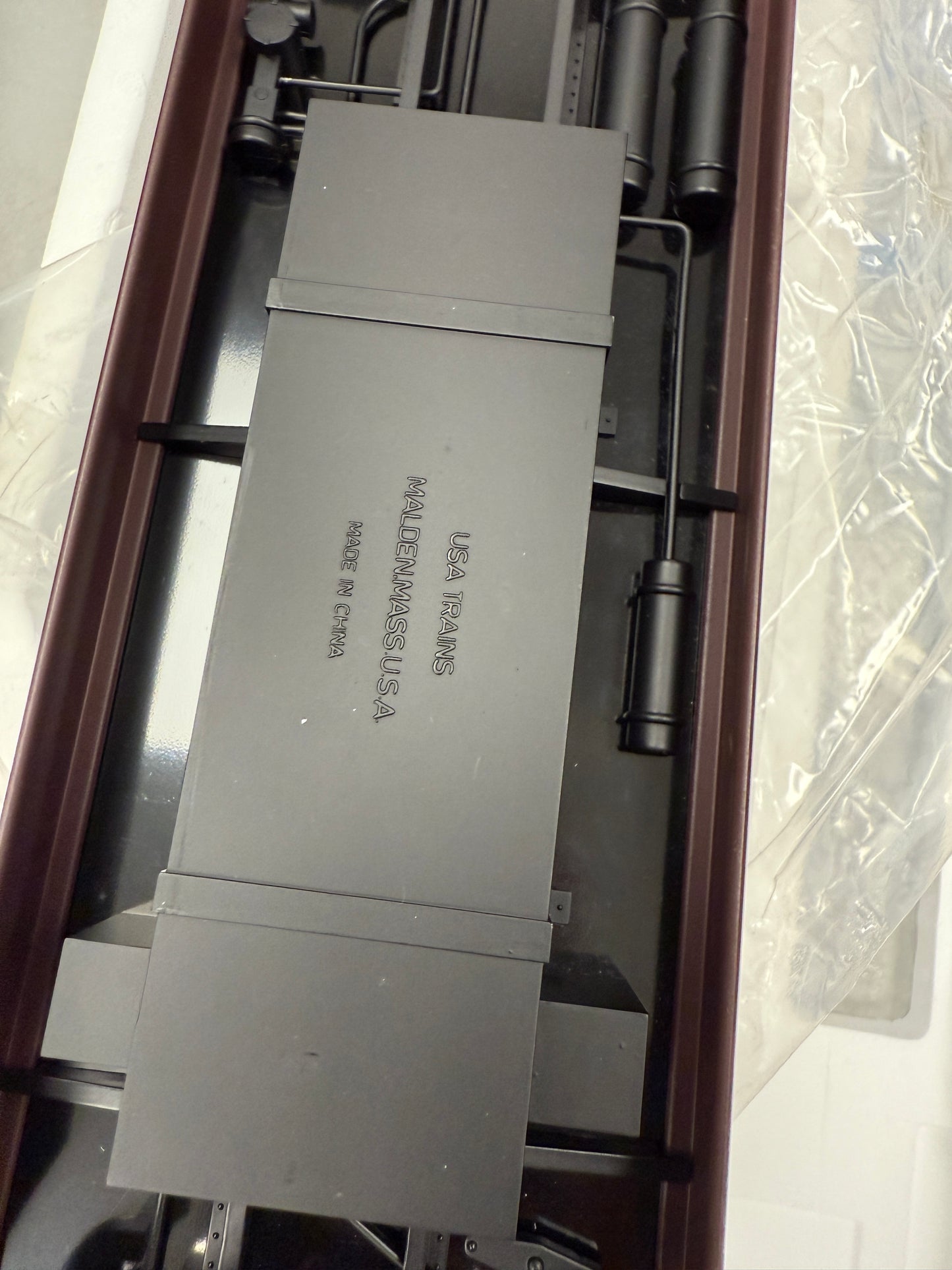 USA Trains R31022 Corrugated Aluminum Passenger Car Pennsylvania CoachG scale