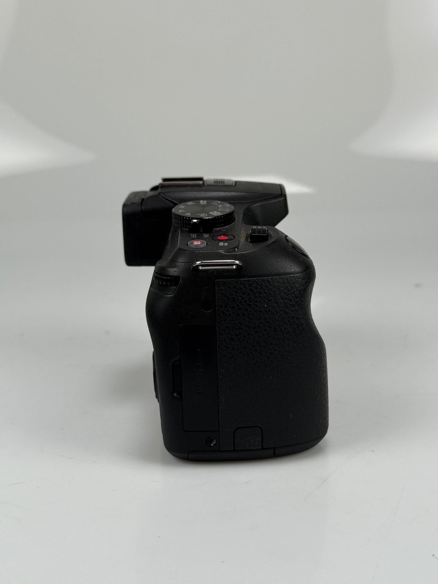 Panasonic Lumix DMC-G6 Mirrorless MFT Digital Camera Body