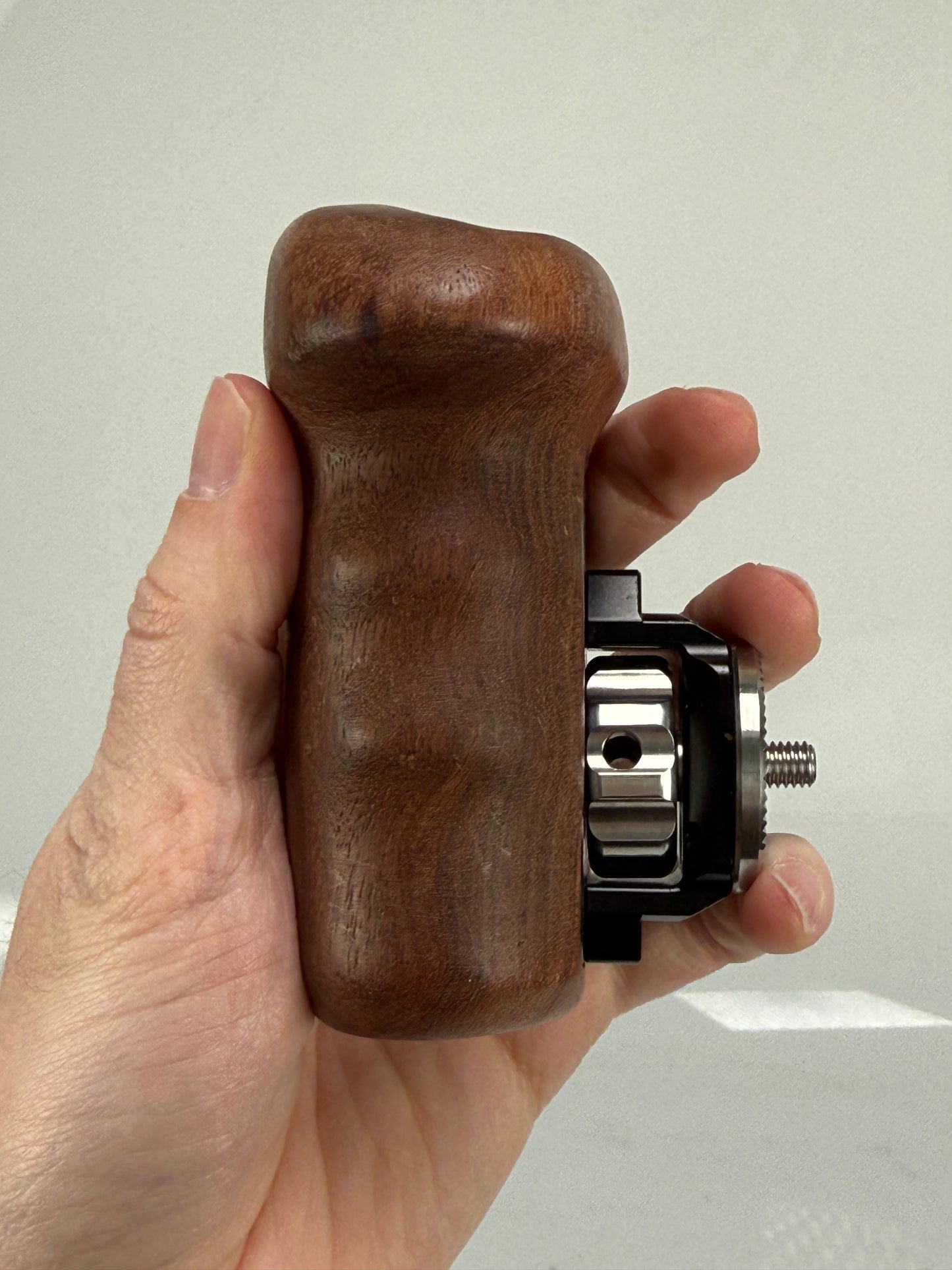 SmallRig Wood Right Hand Handheld Grip